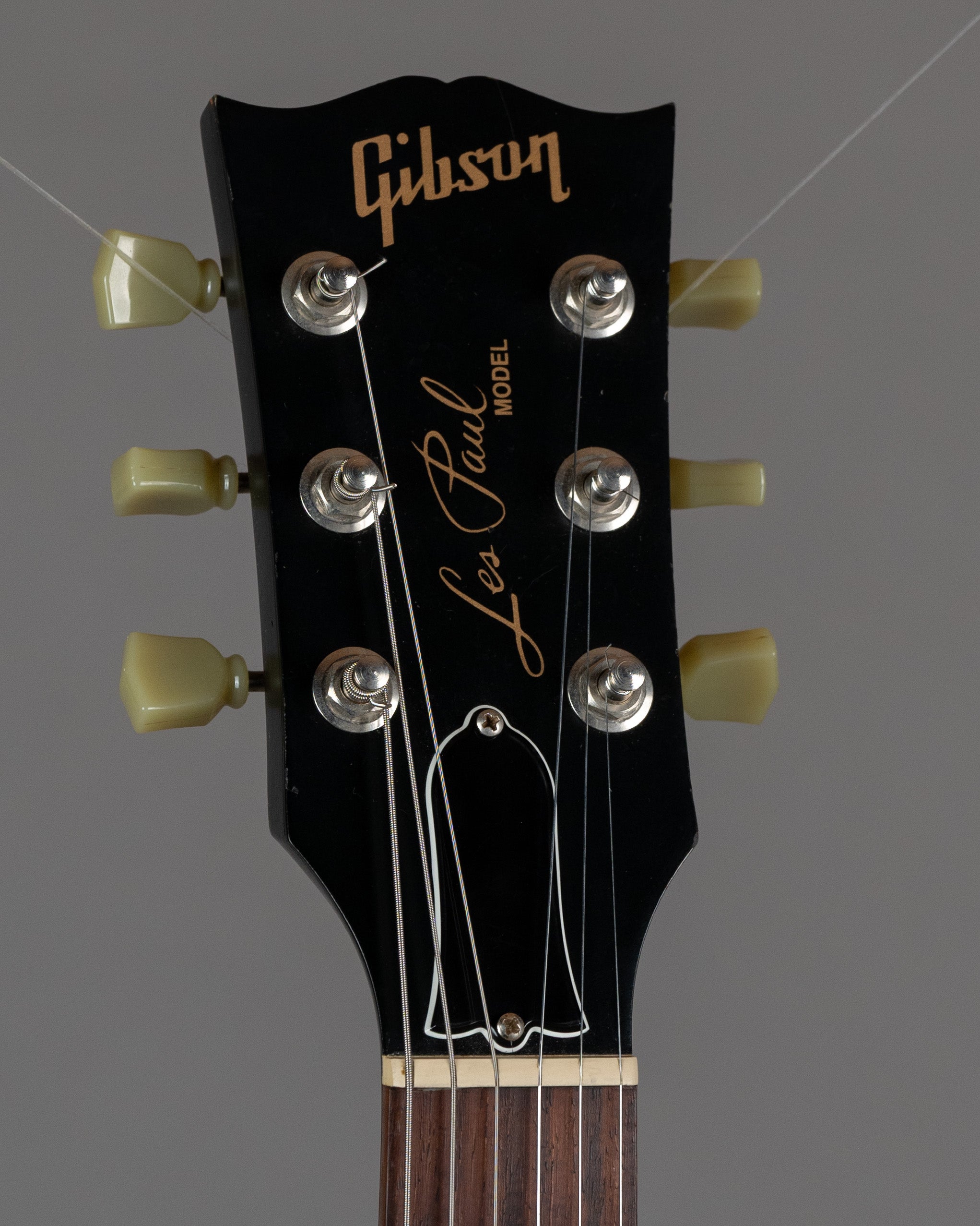 2016 Gibson Les Paul Studio (USA, Satin Black, Gibson Gig Bag)