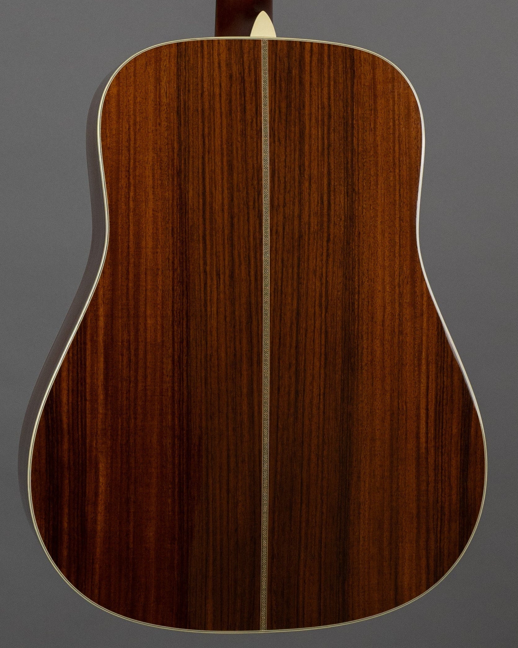 2004 Martin HD-28V (USA, Natural Gloss, OHSC)
