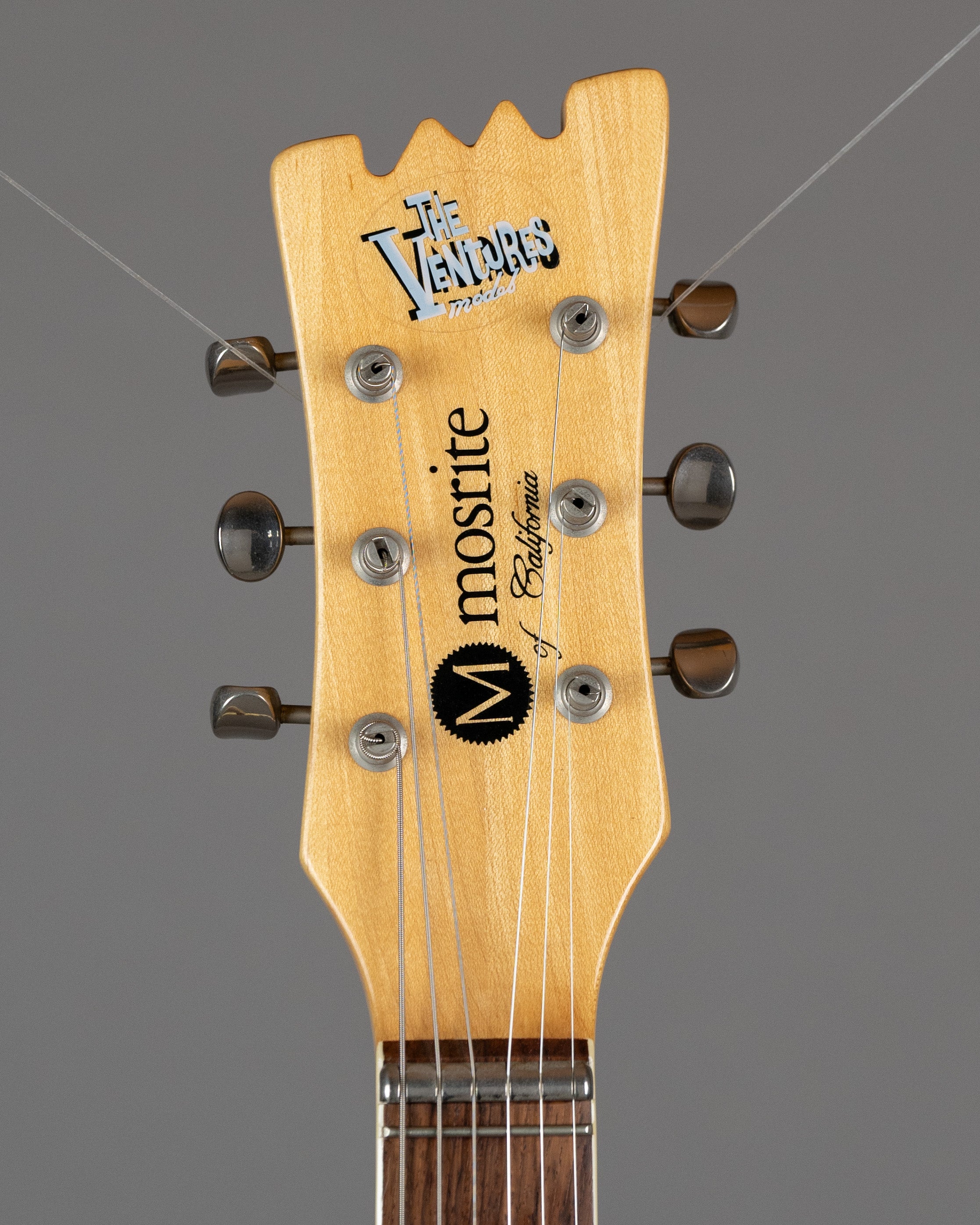 c2000s Mosrite Ventures (Japan, Aged White)