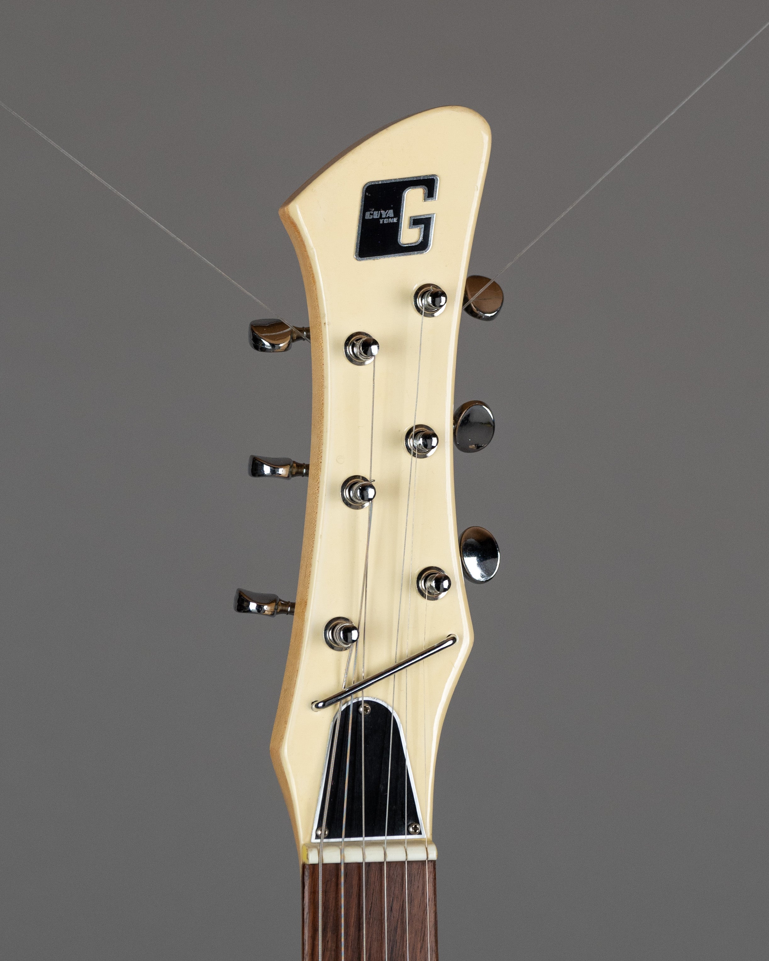1967 Guyatone LG-150T (Japan, White)