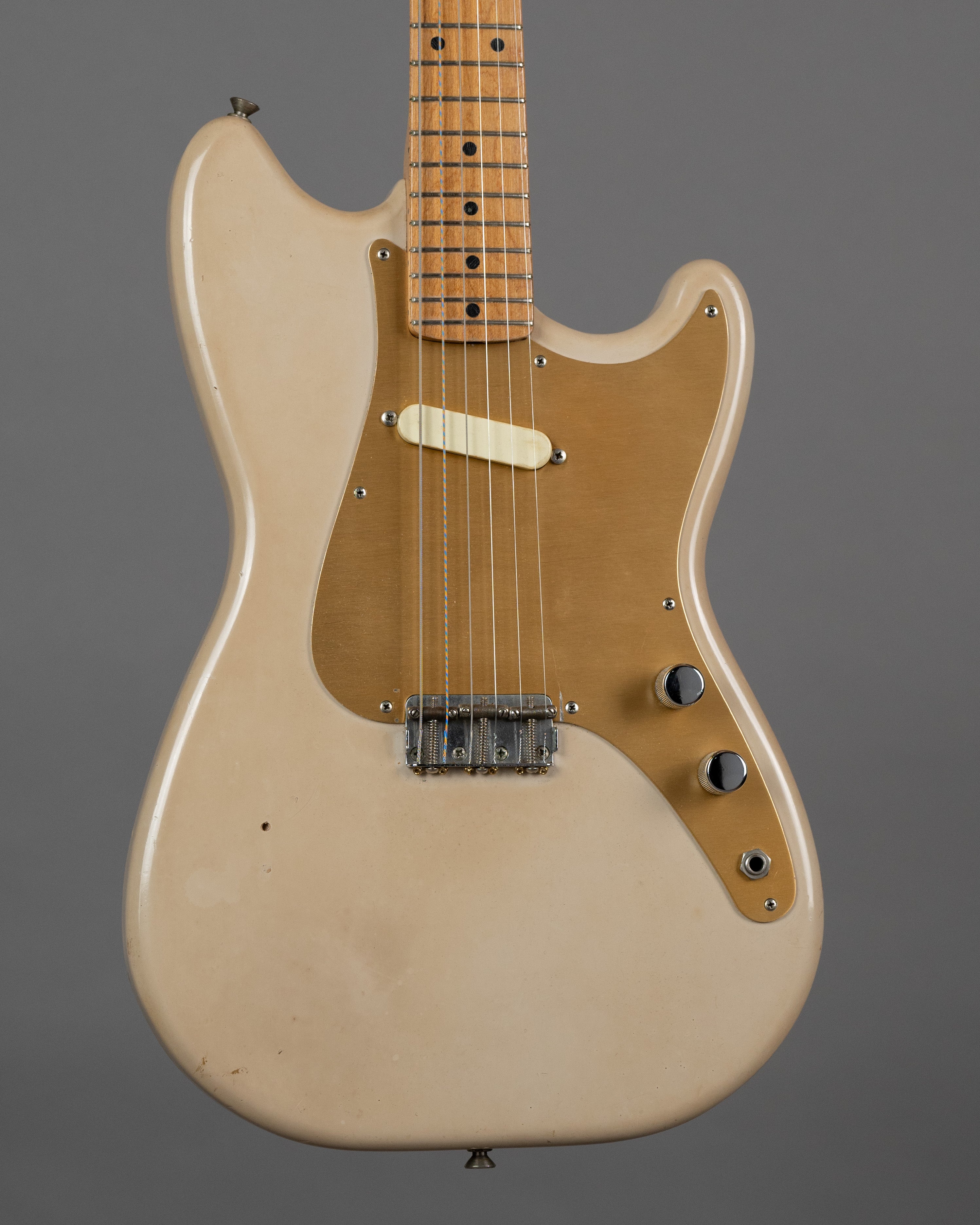 1959 Fender Musicmaster (USA, Desert Sand, OHSC)