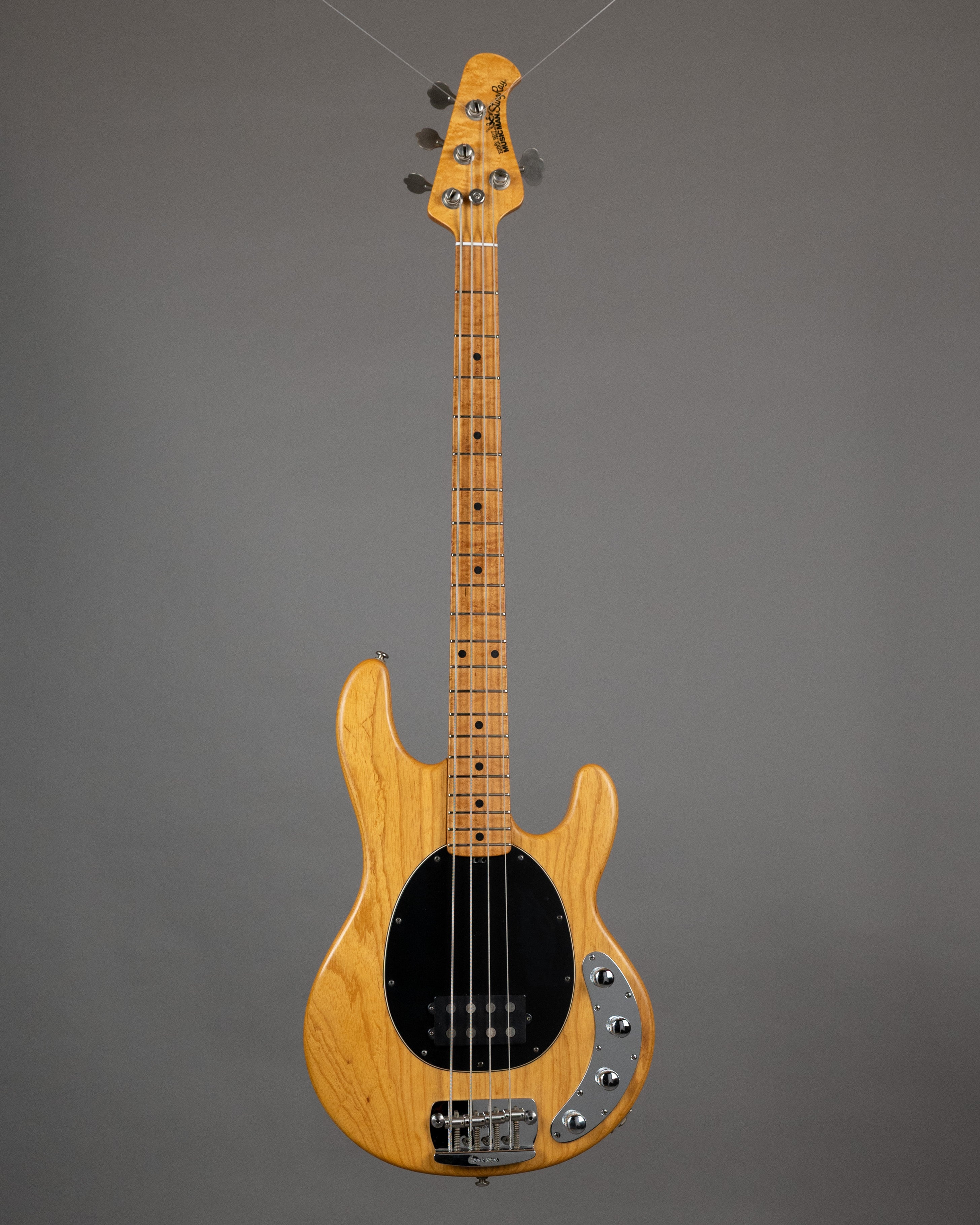 1997 Ernie Ball Music Man Stingray 3 Band (USA, Natural Velvet, OHSC)
