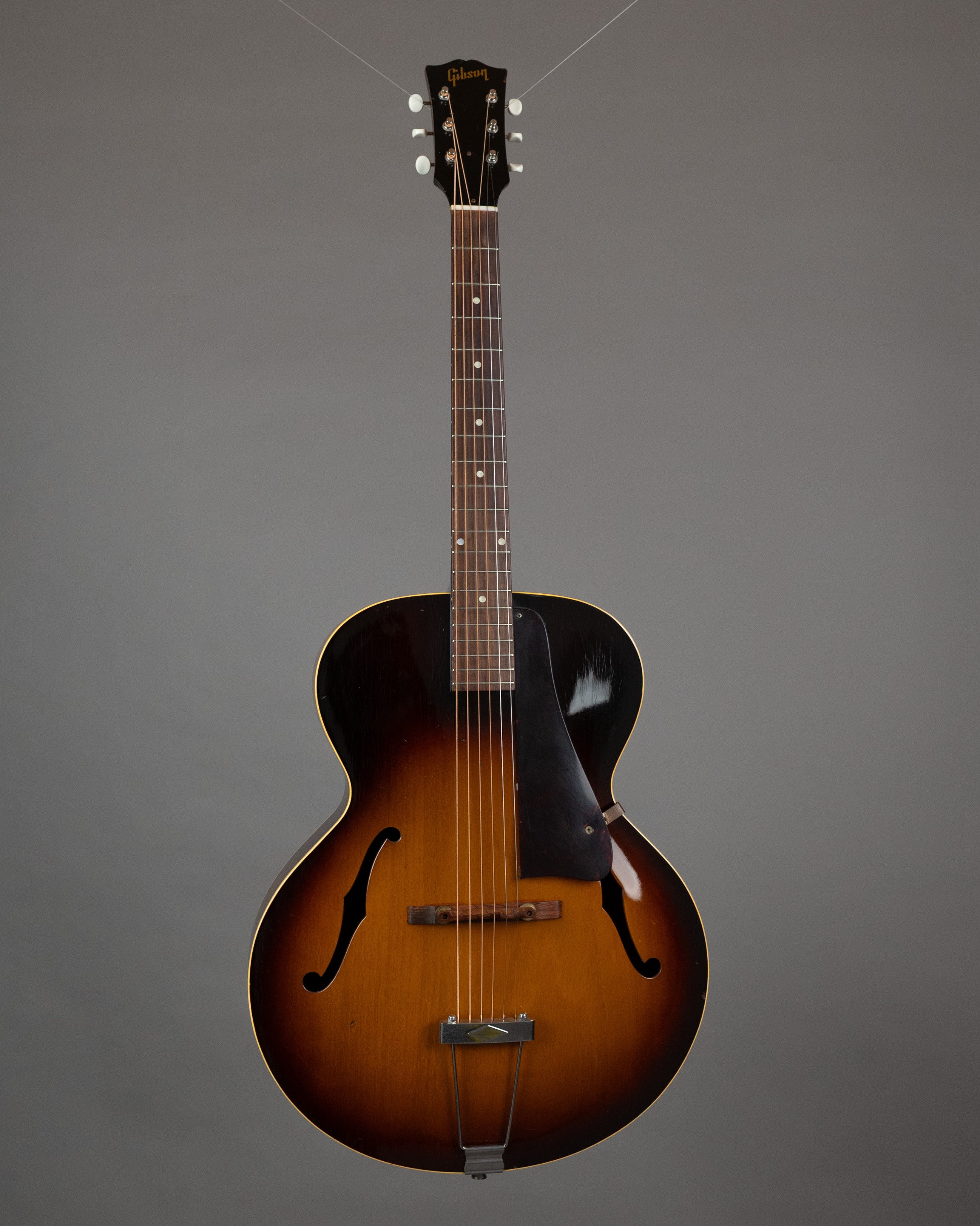 c1950 Gibson L-48 (USA, Sunburst, Pasteboard Case)