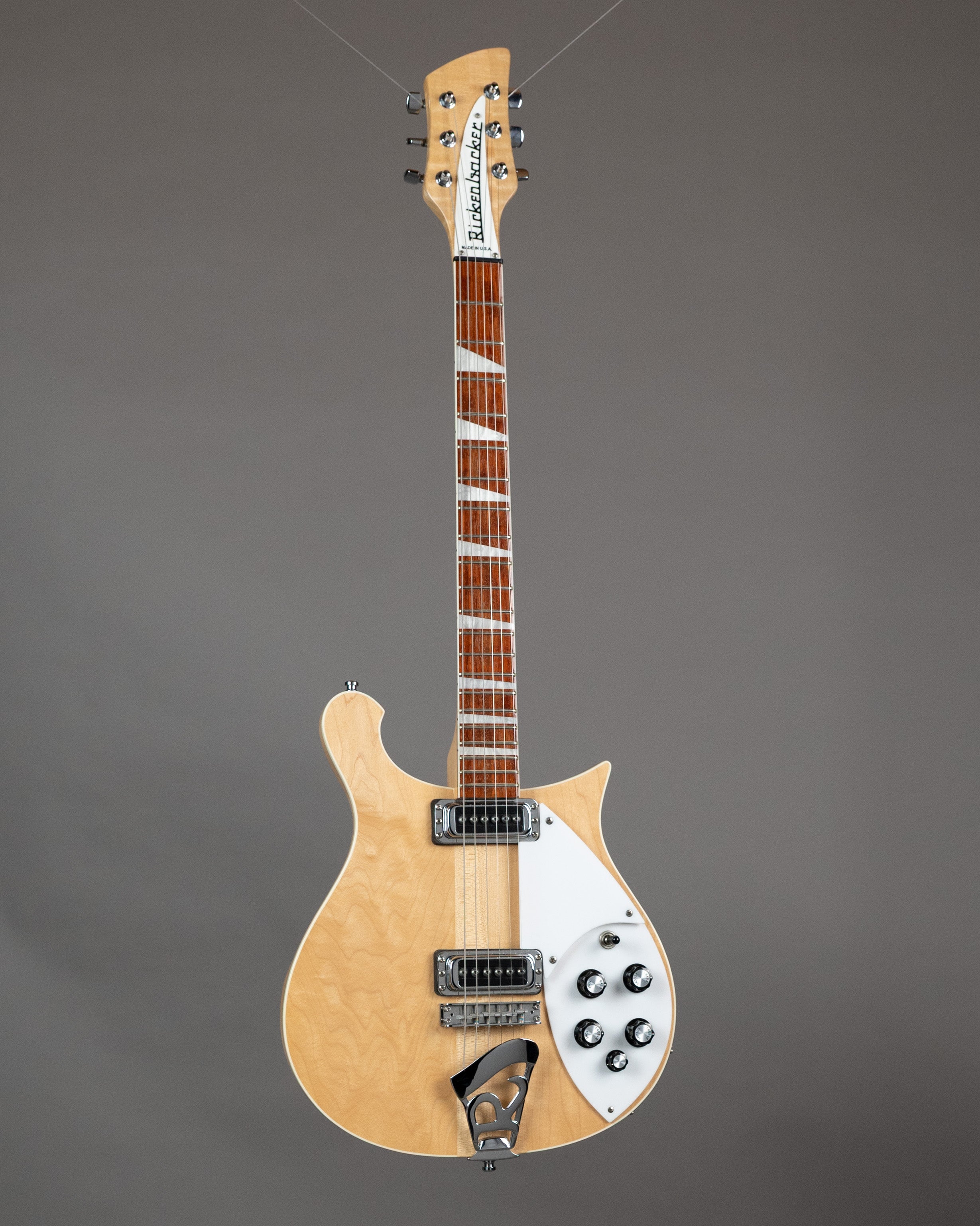 2010 Rickenbacker 620 (USA, Mapleglo, OHSC)