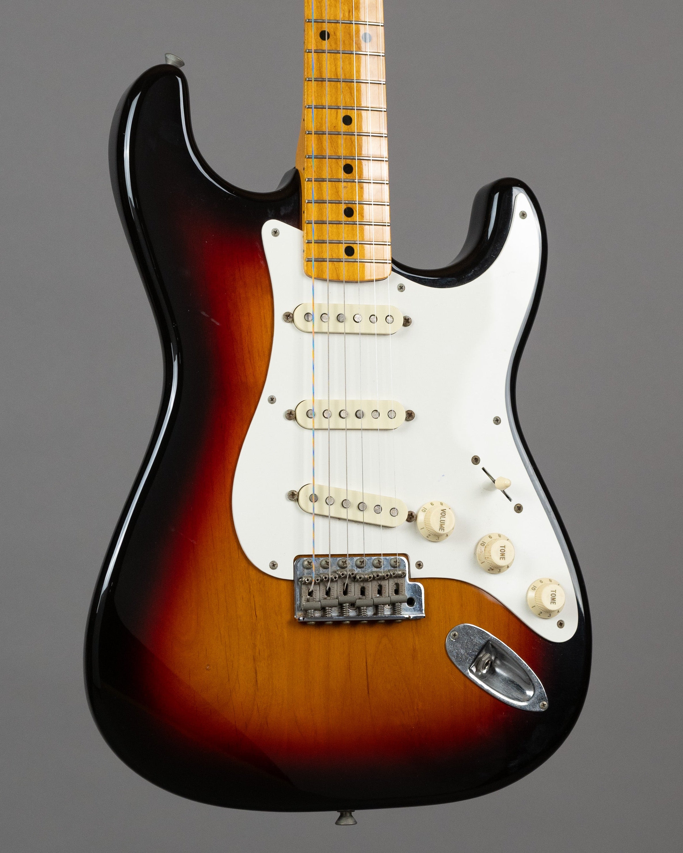 c2000 Fender ST-57TX Stratocaster (Japan, Sunburst)