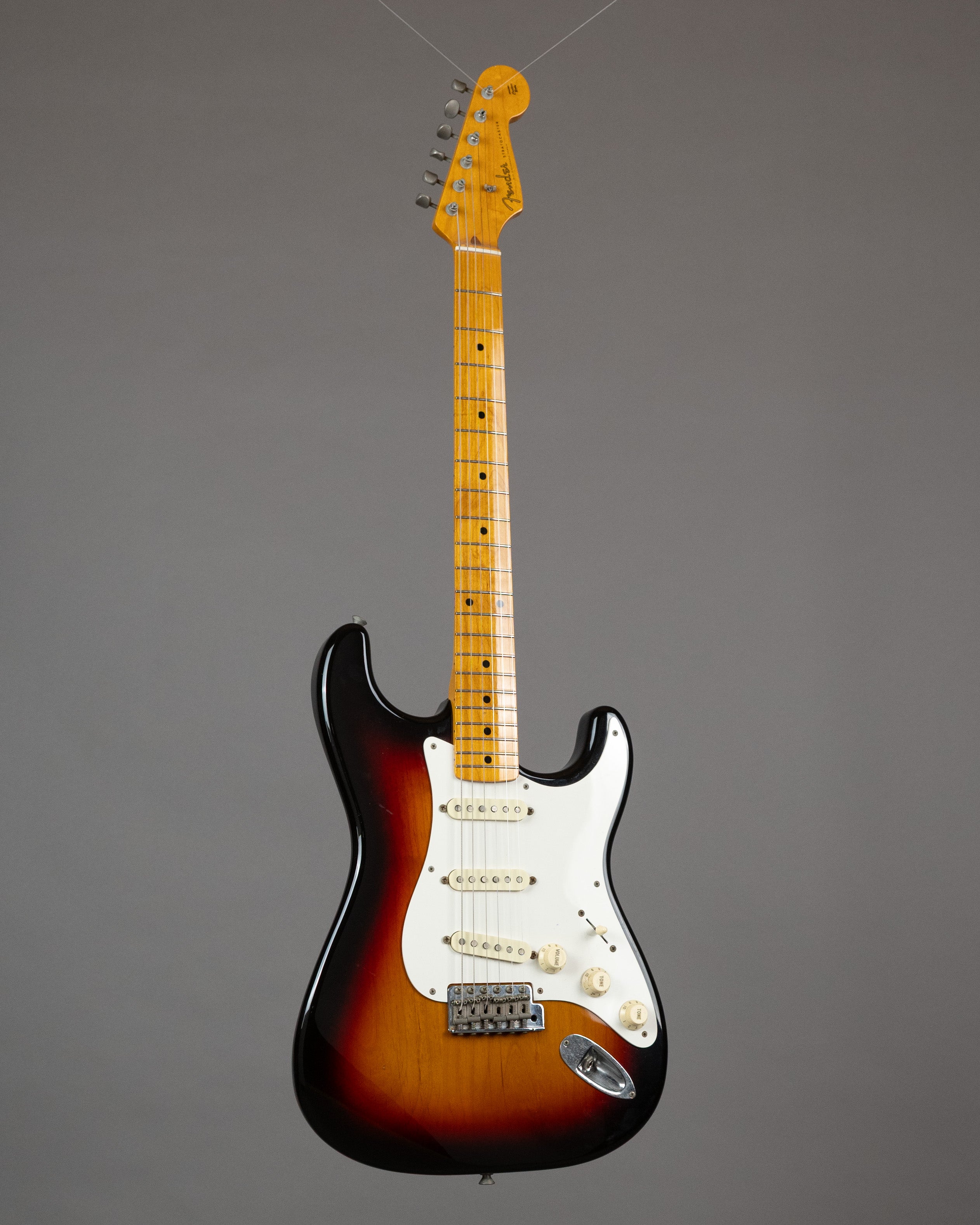 c2000 Fender ST-57TX Stratocaster (Japan, Sunburst)