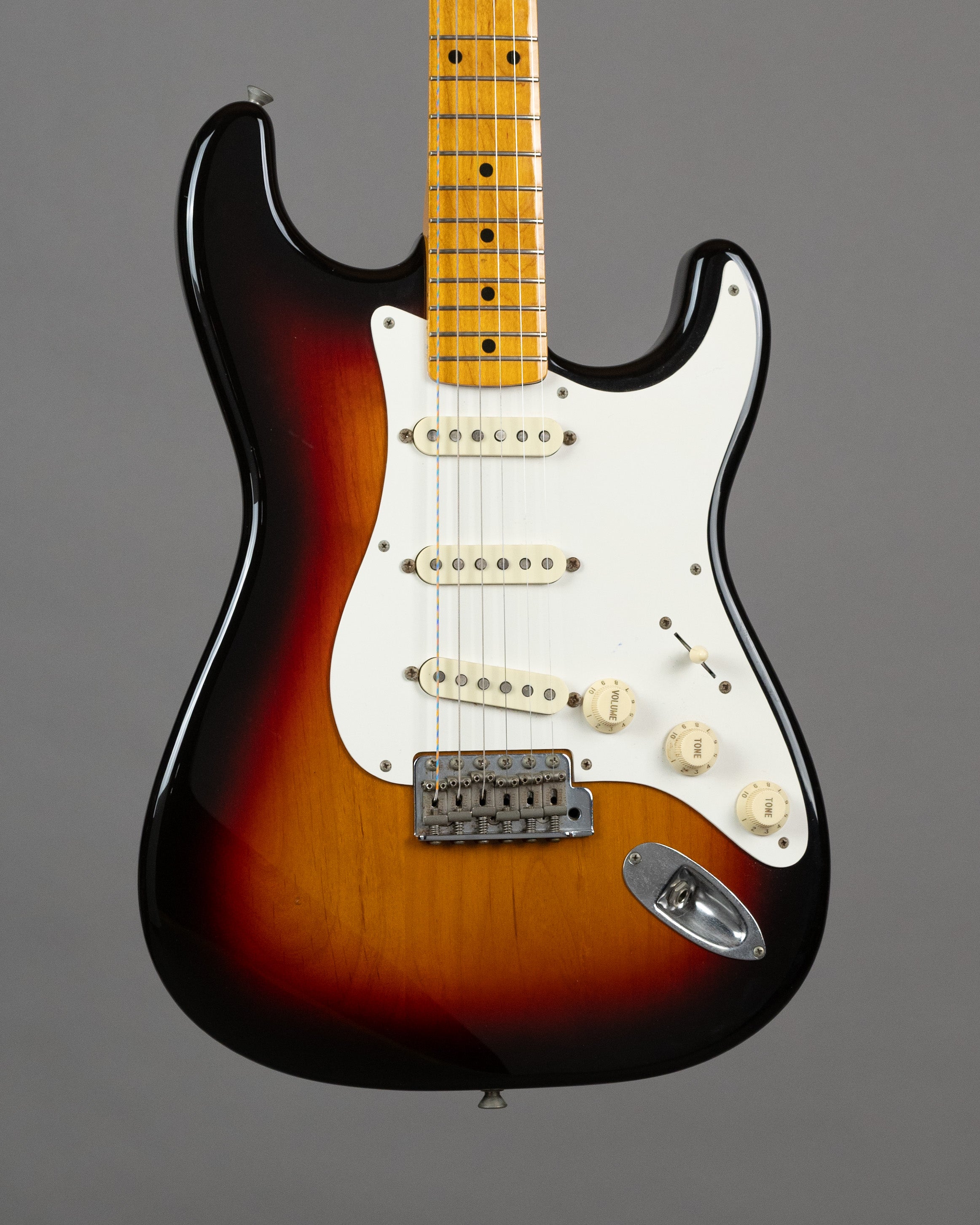 c2000 Fender ST-57TX Stratocaster (Japan, Sunburst)