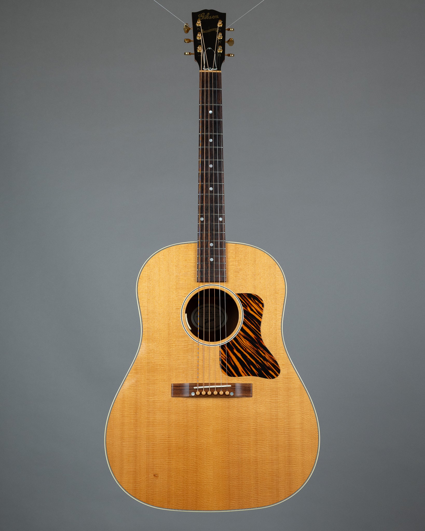 2018 Gibson J-35 (USA, Anthem SL Pickup, Natural Gloss, OHSC)