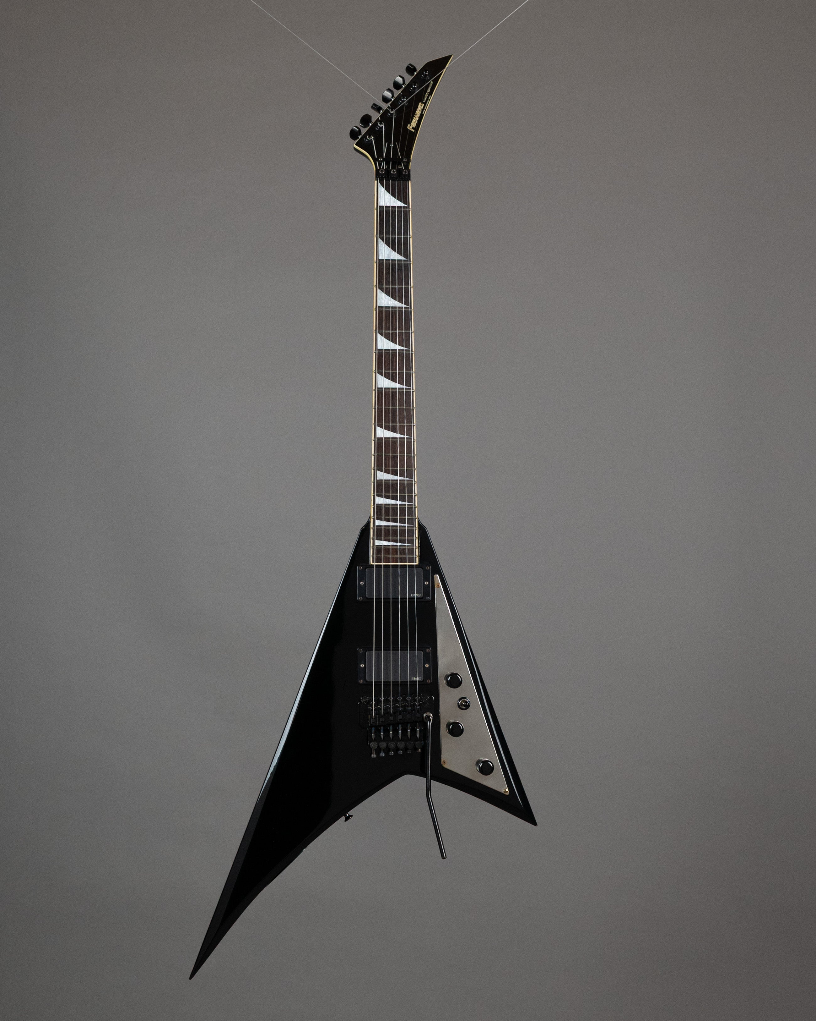 c1980s Fernandes JS-100BK (Japan, Black, Gig Bag)
