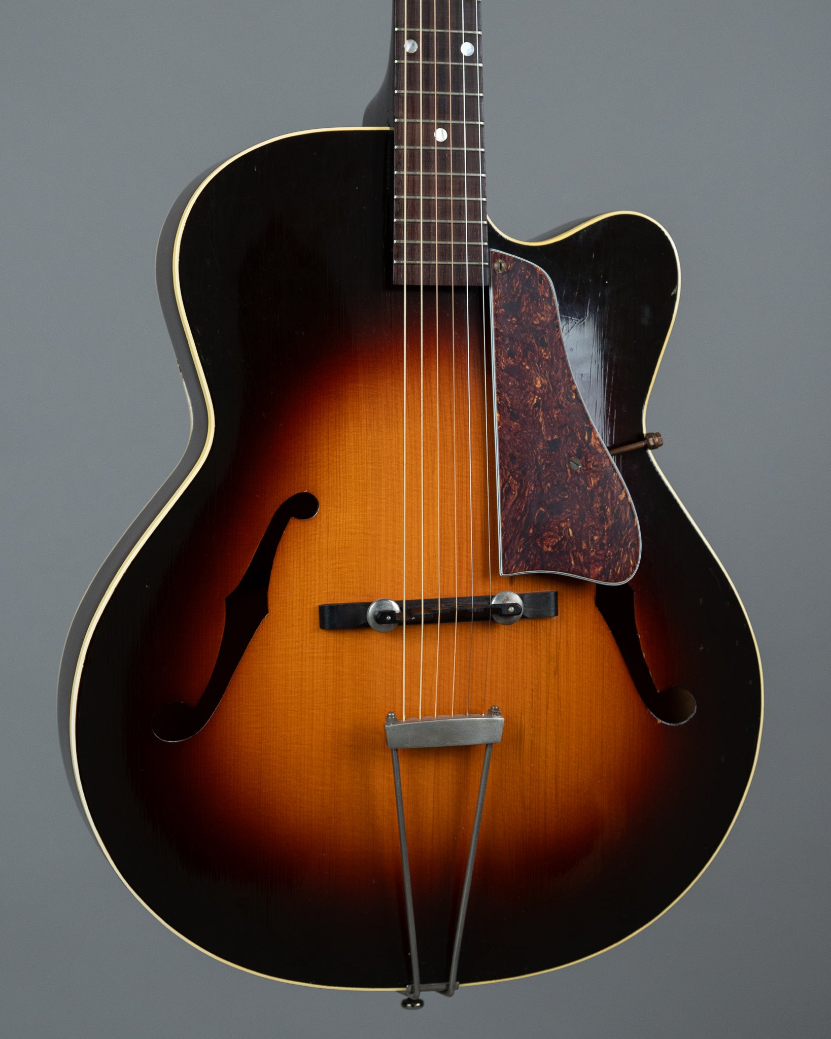 1960 Levin Model 335 (Sweden, Sunburst, OHSC)