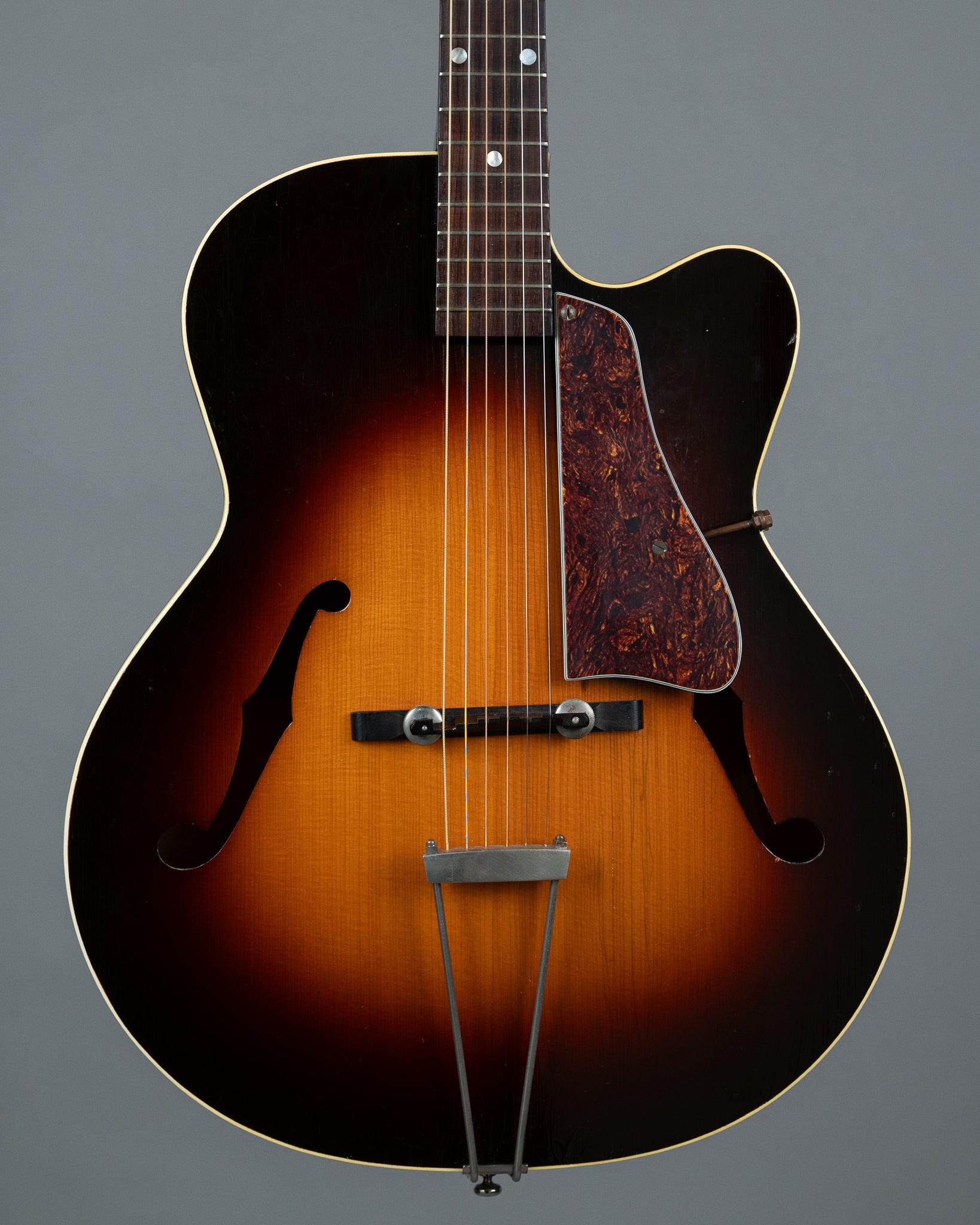 1960 Levin Model 335 (Sweden, Sunburst, OHSC)