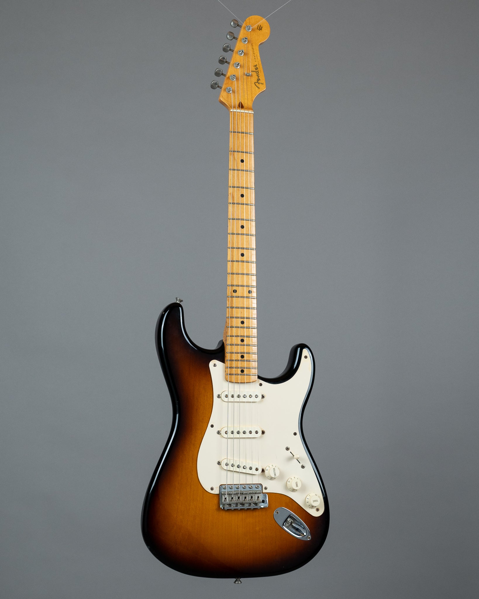 2002 Fender American Vintage '57 Reissue Stratocaster (USA, Sunburst, HSC)