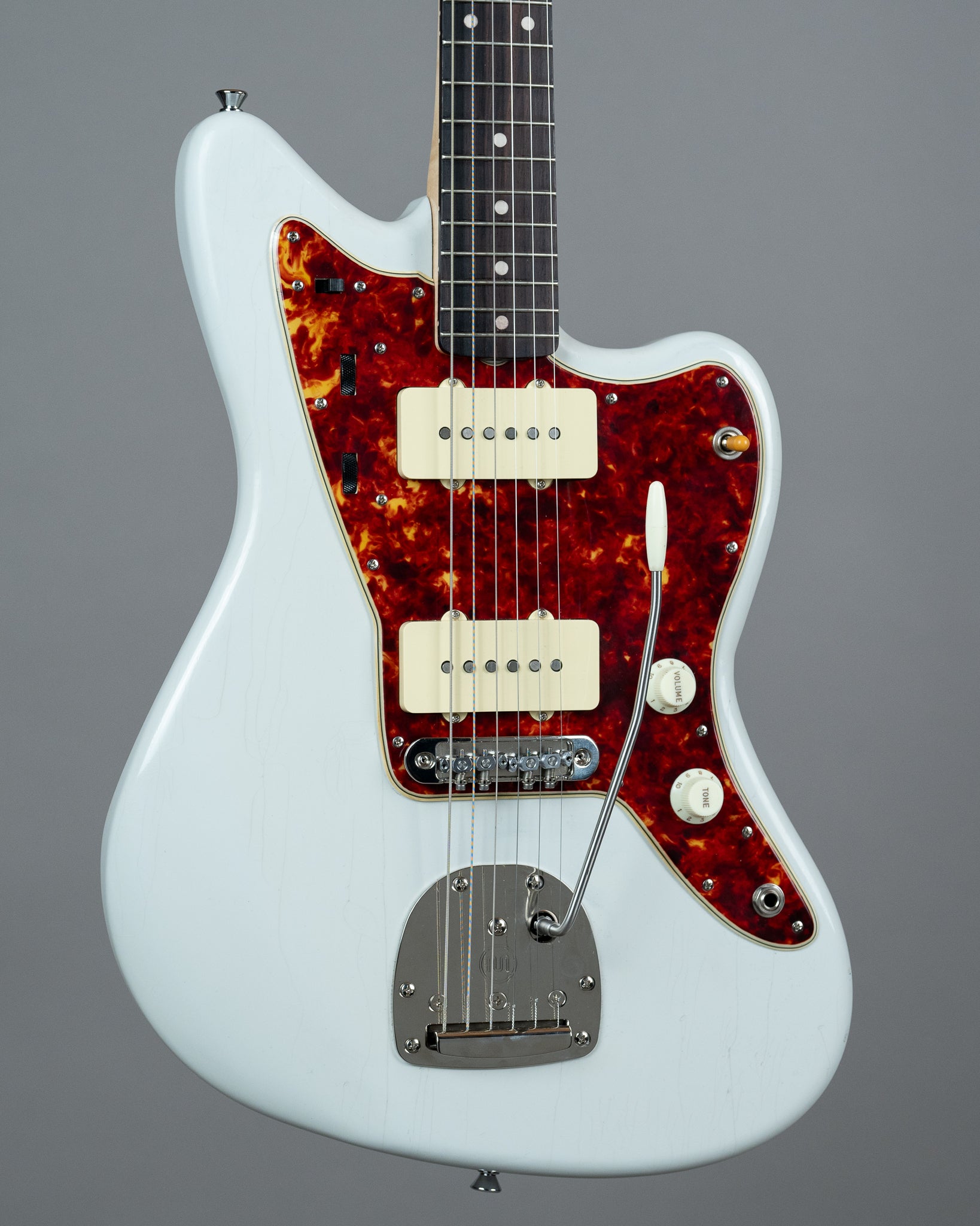 2026 Fritz Fusion (Australia, White over Sunburst Nitro, SKB HC)
