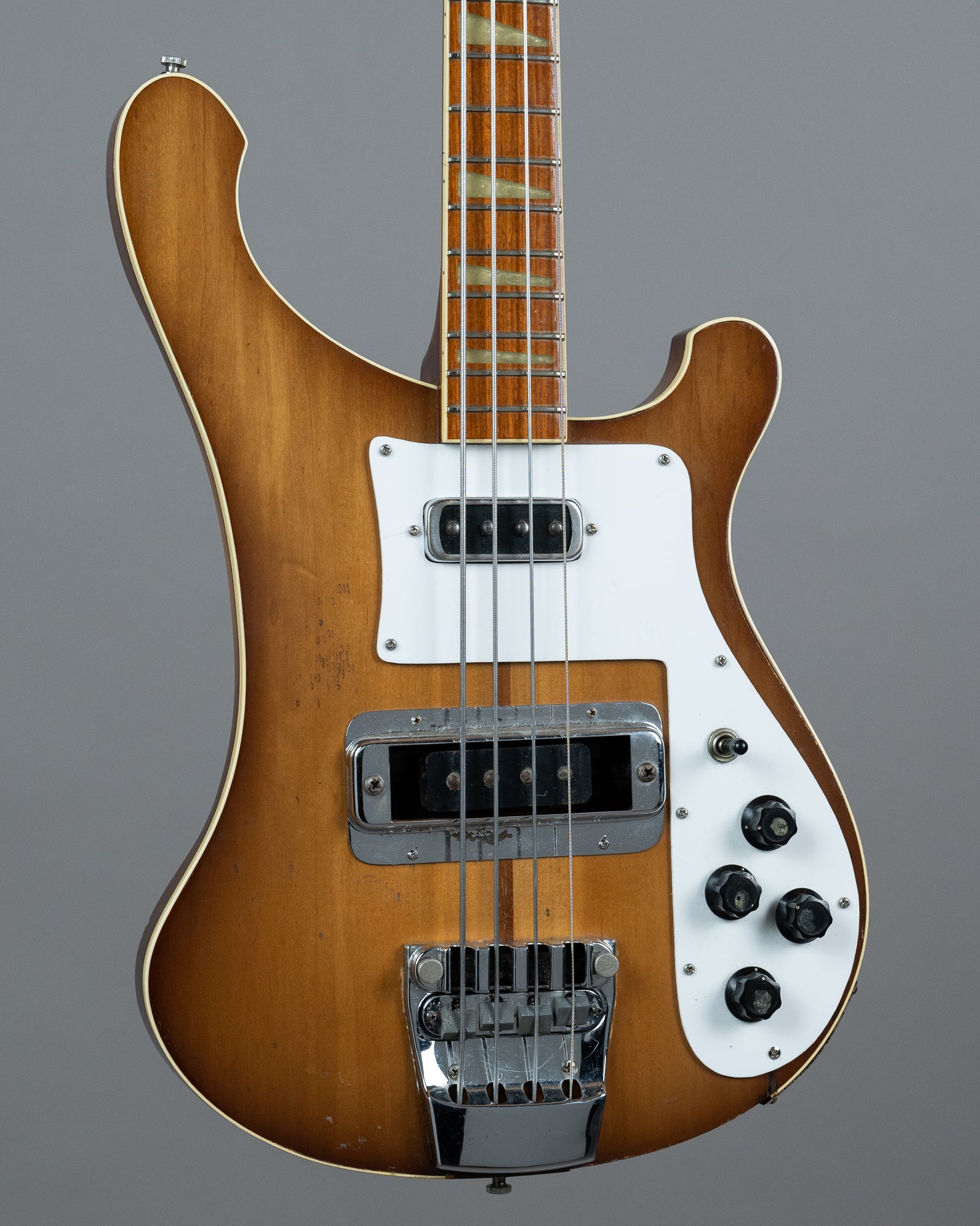 c1976 Rickenbacker 4001 (USA, Autumn Glo)