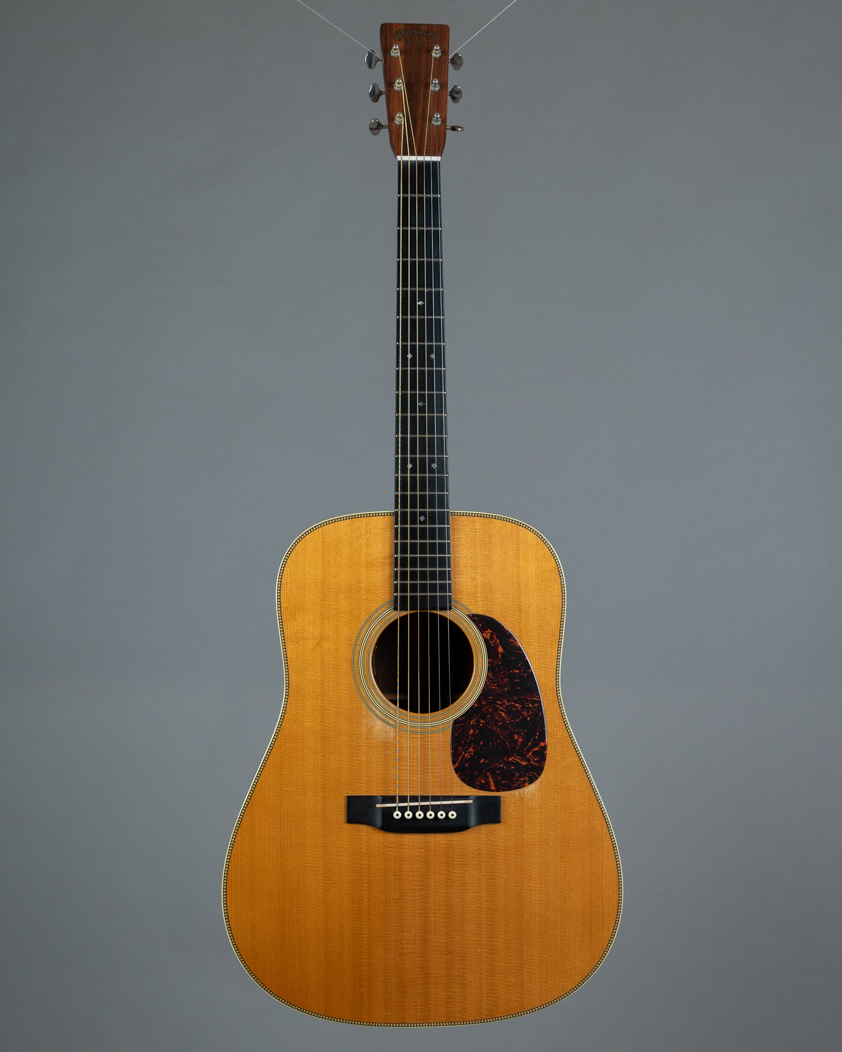2004 Martin HD-28V (USA, Natural, Martin Case)