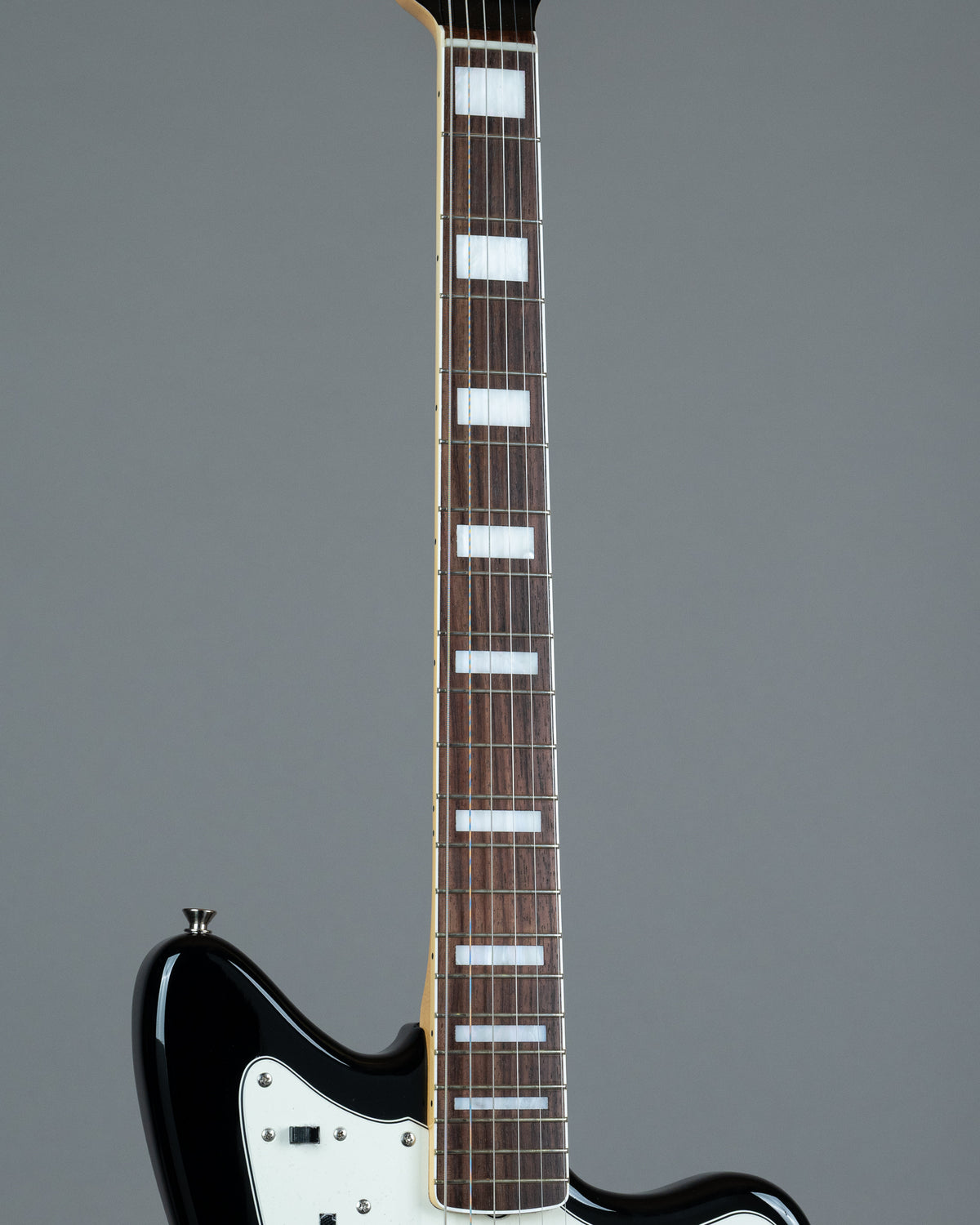 2026 Fender Traditional Late 60s Jazzmaster (Japan, Black, SKB HSC)