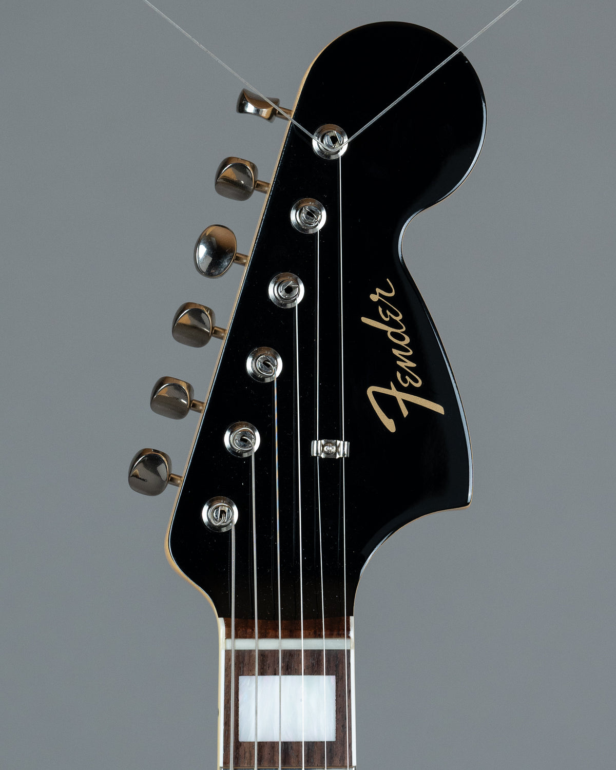 2026 Fender Traditional Late 60s Jazzmaster (Japan, Black, SKB HSC)