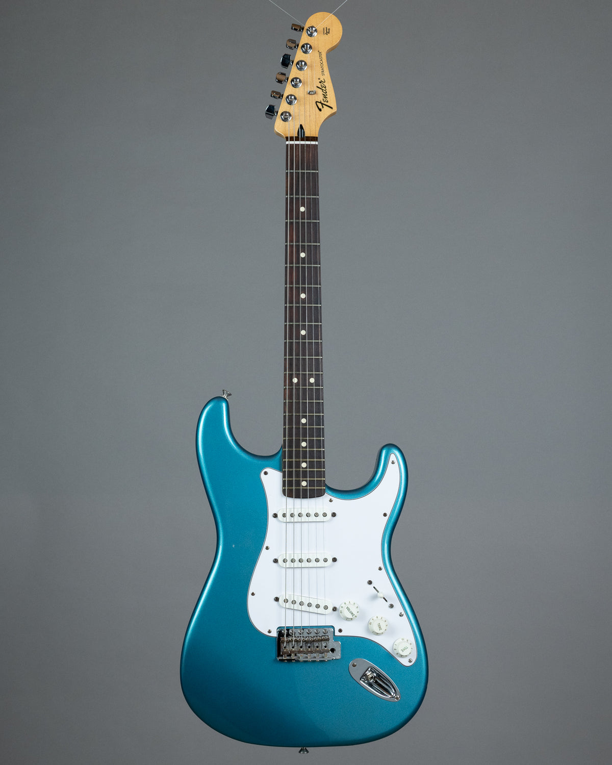 2015 Fender Standard Stratocaster (Mexico, Lake Placid Blue)