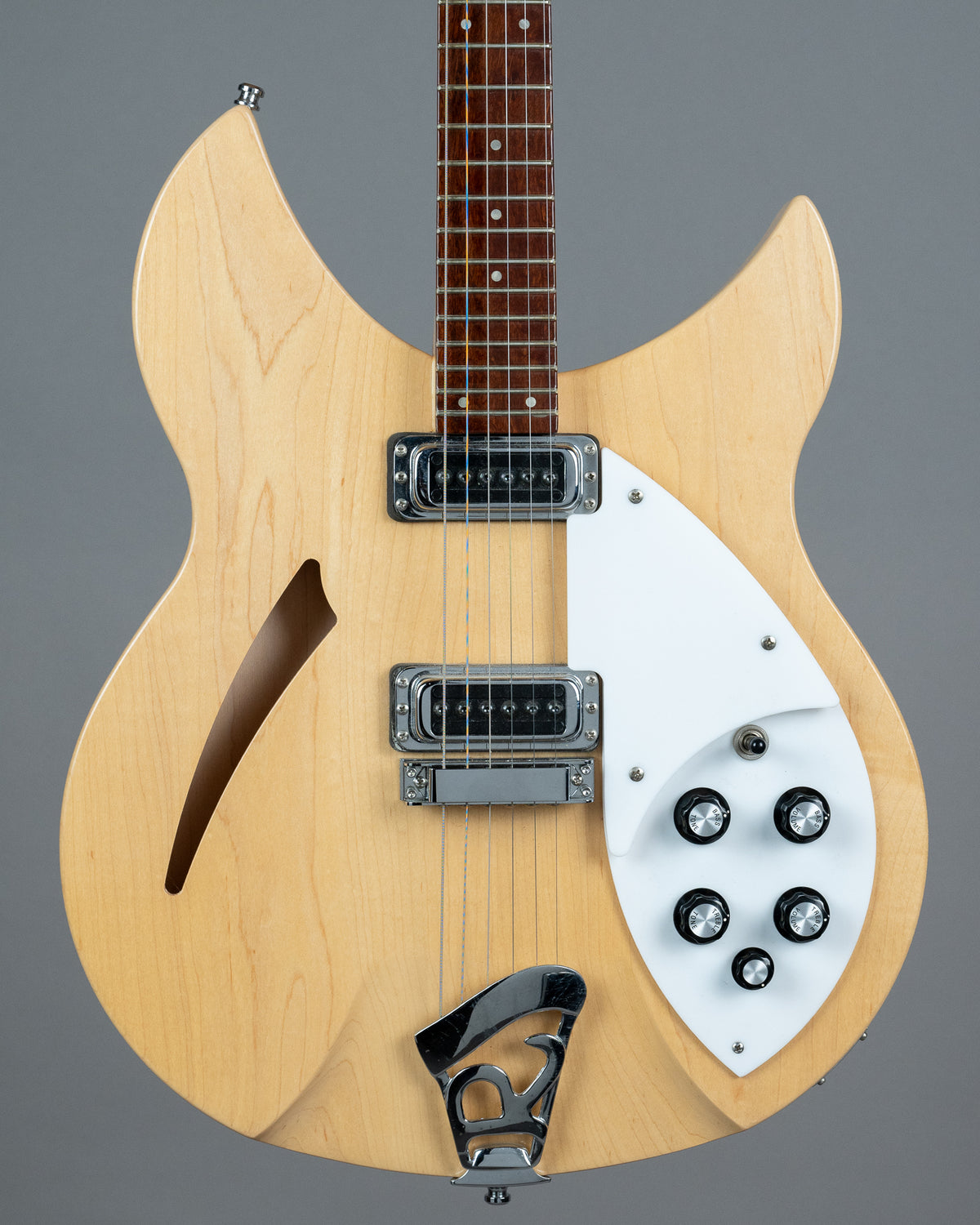 2012 Rickenbacker 330 (USA, Mapleglo, OHSC)