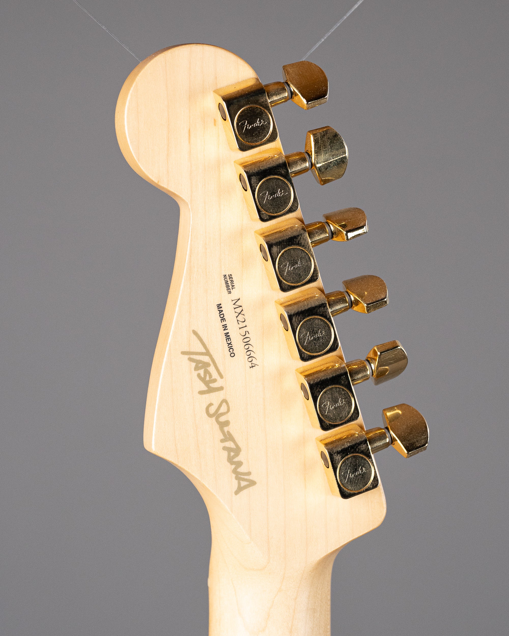 Fender Tash Sultana Stratocaster (Mexico, Transparent Cherry, Gig Bag)