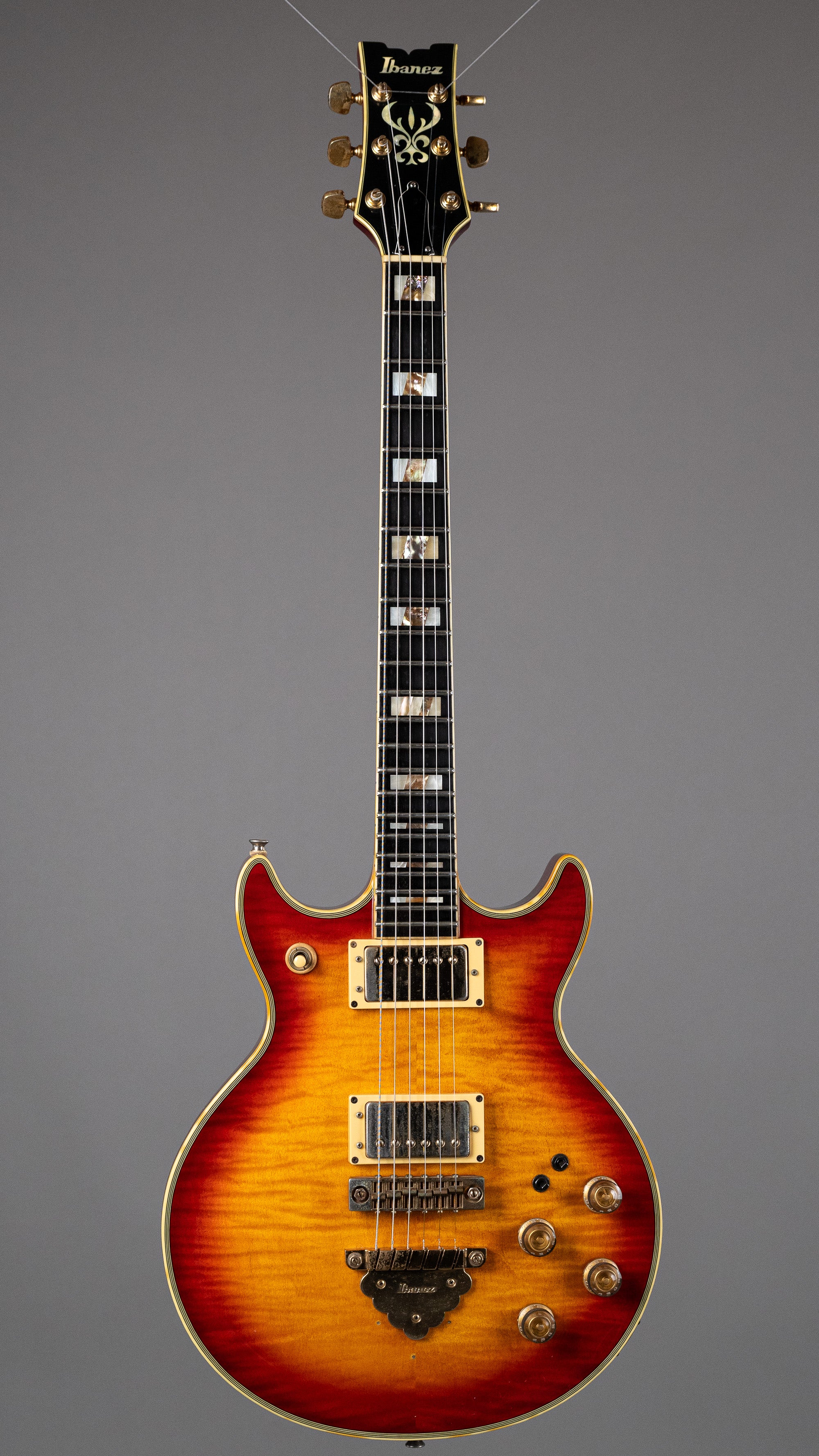 1982 Ibanez Artist AR305 (Japan, Sunburst, OHSC)