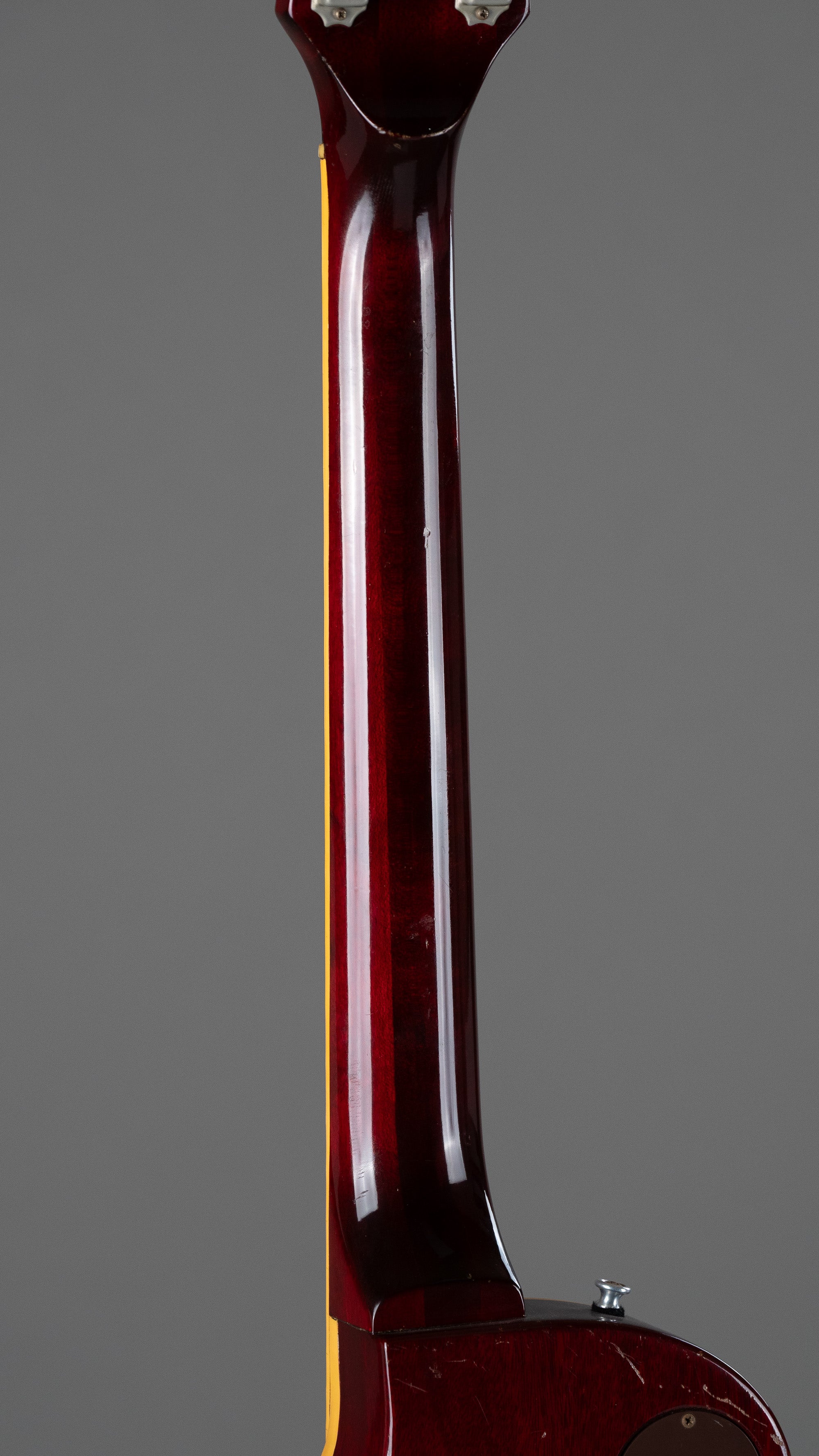 1977 Gibson Les Paul Standard (USA, Wine Red, Chainsaw Case)