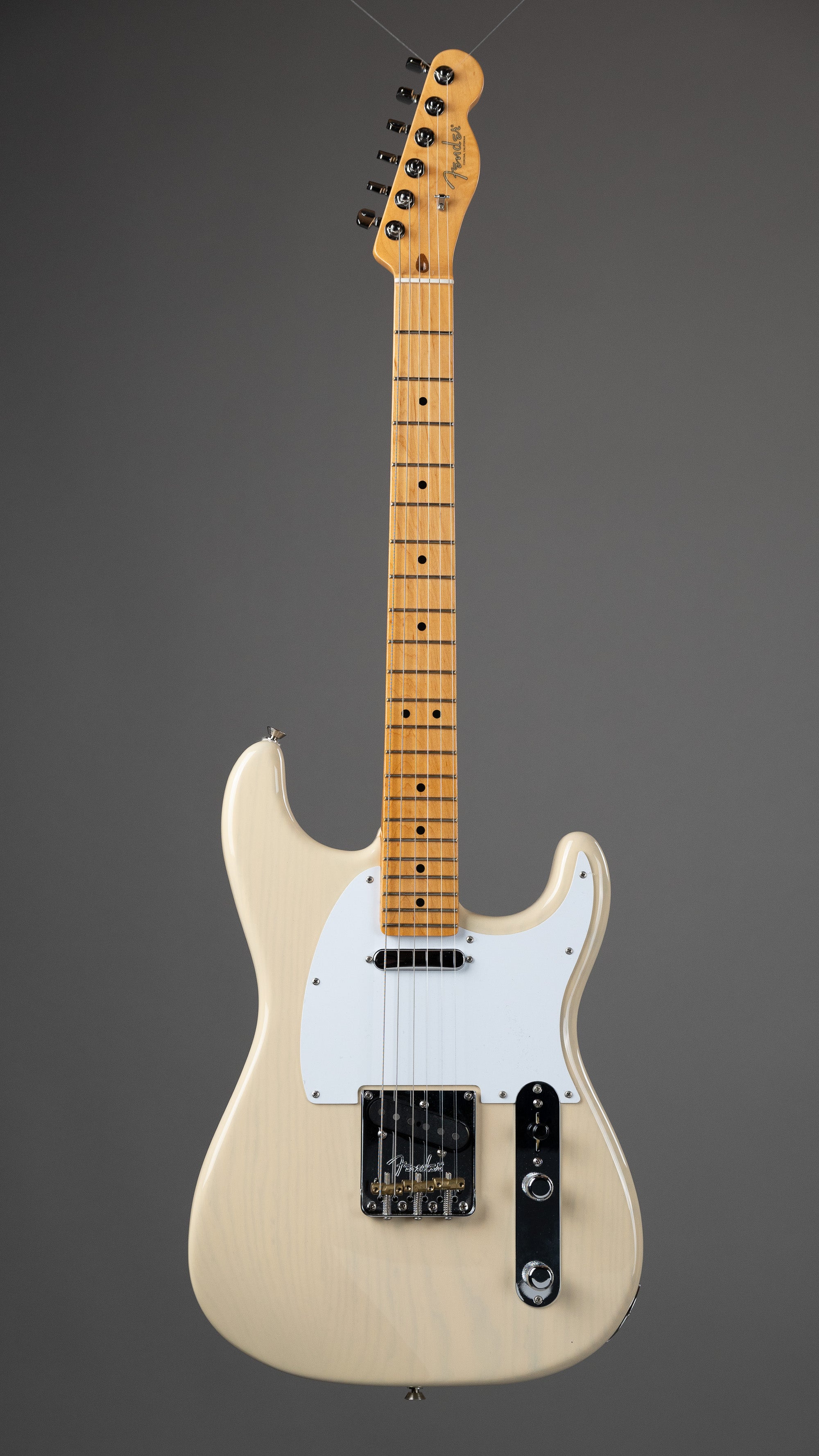 2018 Fender Limited Edition Parallel Universe Whiteguard Stratocaster (USA, Vintage Blonde, OHSC)