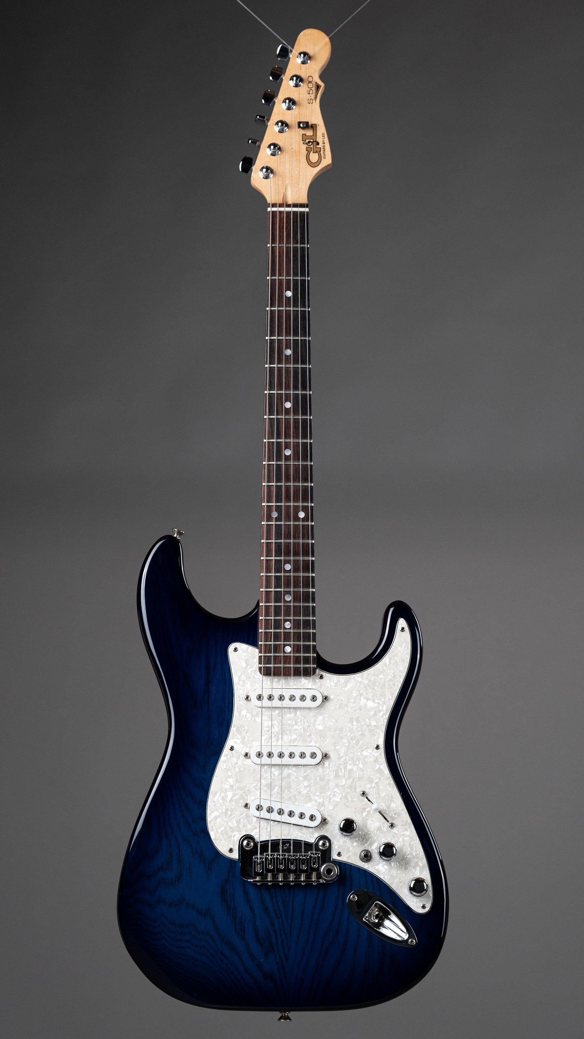 c2000s G&L Fullerton Deluxe S-500 (USA, Blue, OHSC)