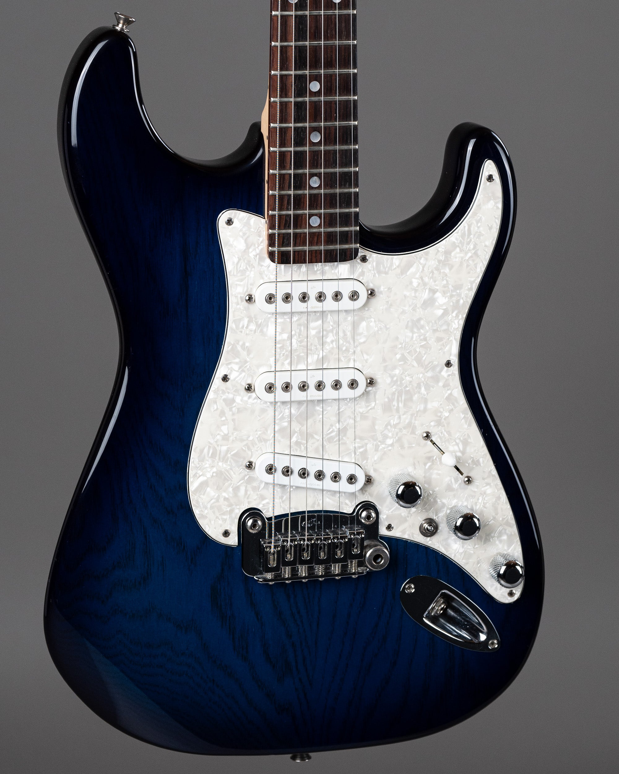c2000s G&L Fullerton Deluxe S-500 (USA, Blue, OHSC)