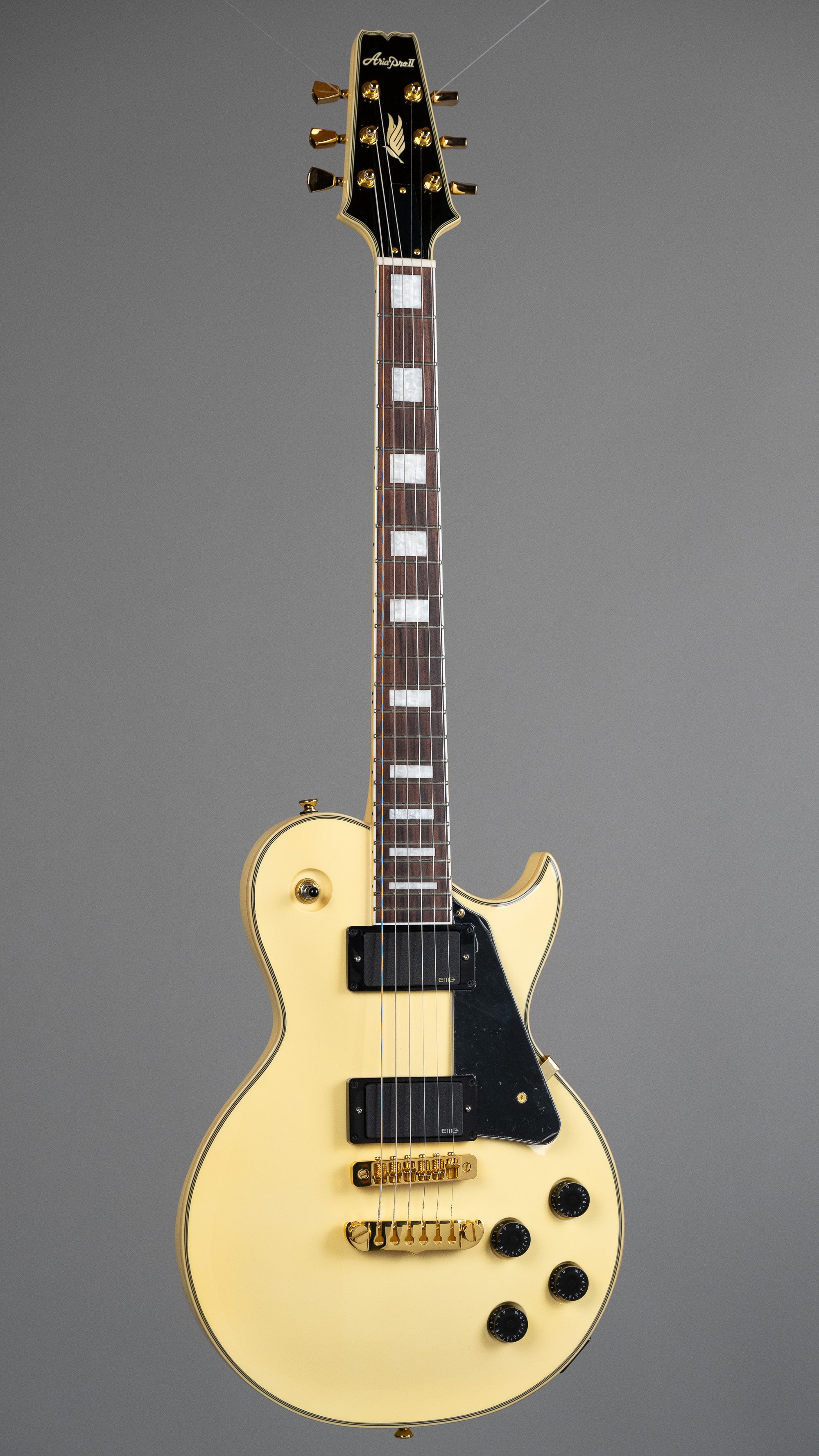 c2020s Aria Pro II PE Core (China, Cream)