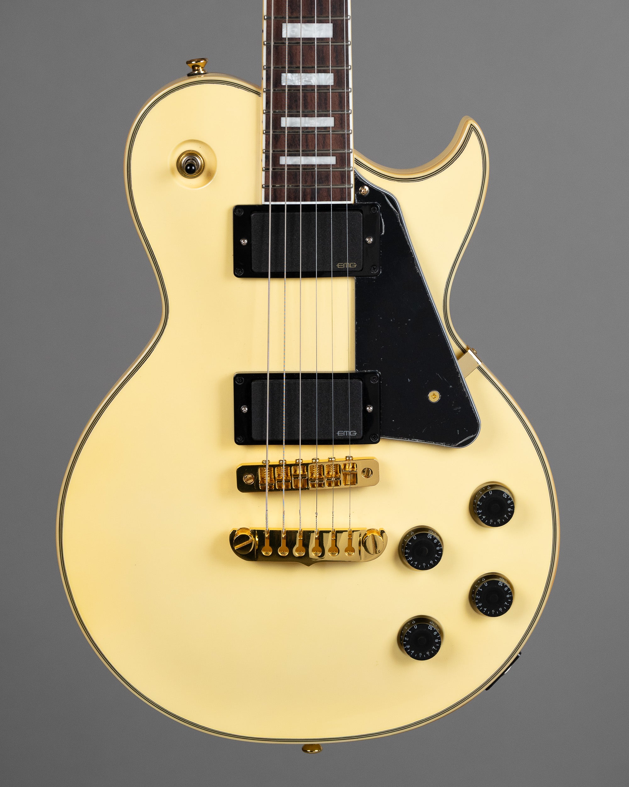 c2020s Aria Pro II PE Core (China, Cream)