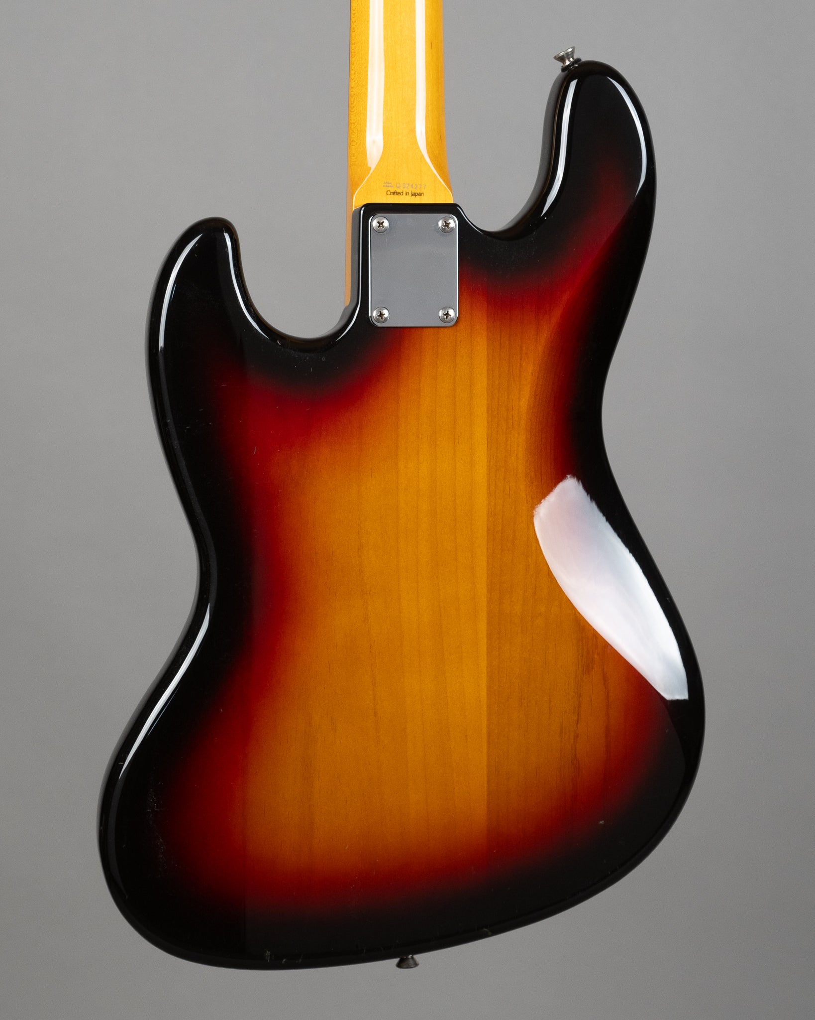 c2002 Fender JB62 Jazz Bass (Japan, Sunburst, Custom Shop Pickups)