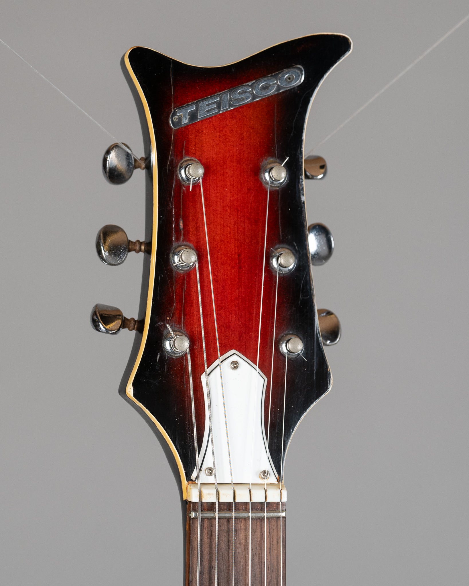 c1967 Teisco V-2 (Japan, Redburst)