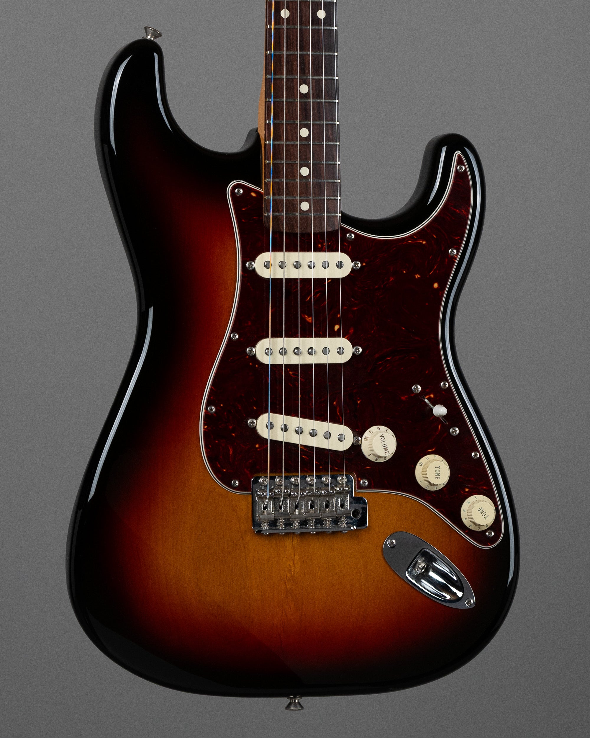 2004 Fender Classic Series 60s Stratocaster (Mexico, Sunburst)