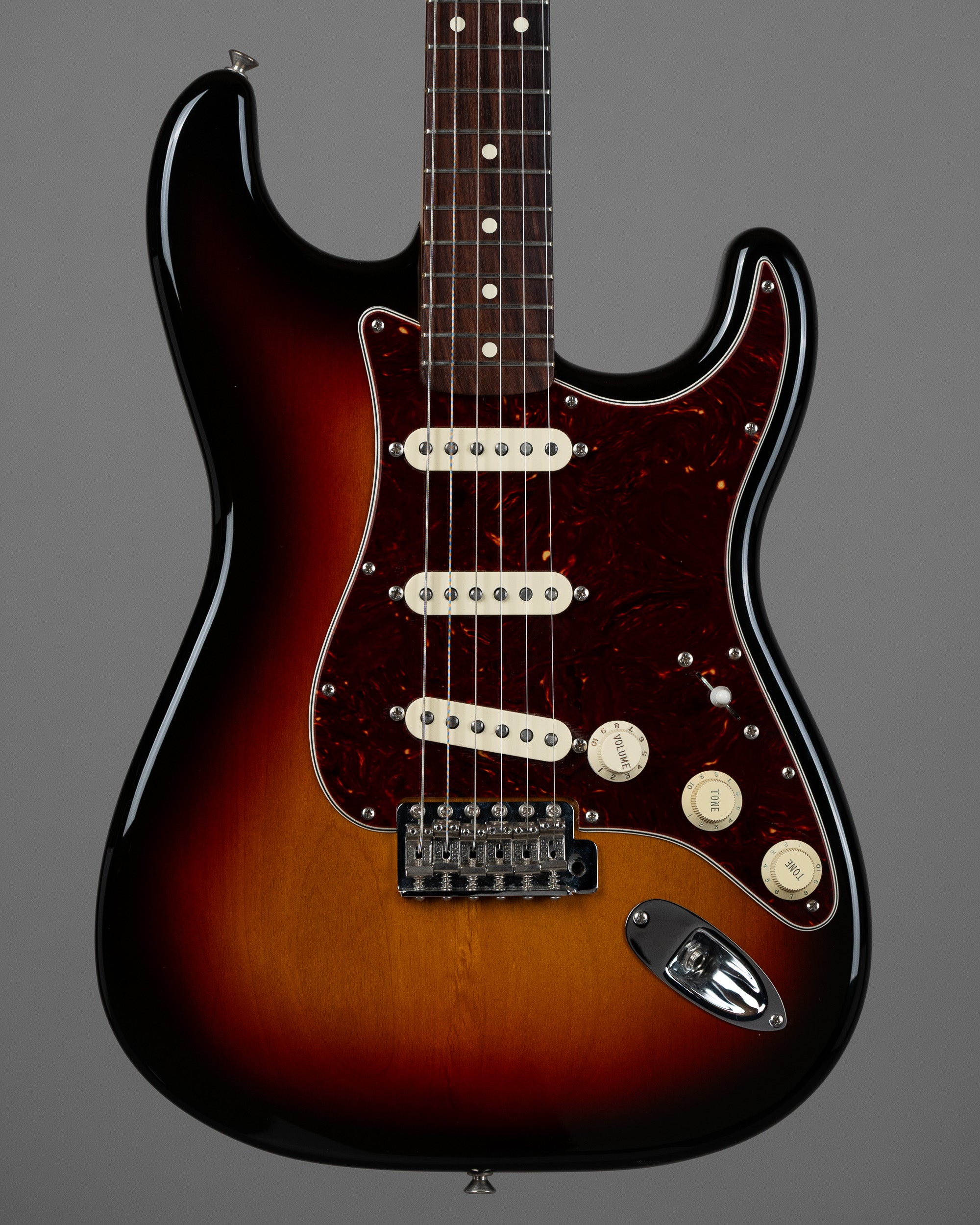2004 Fender Classic Series 60s Stratocaster (Mexico, Sunburst)
