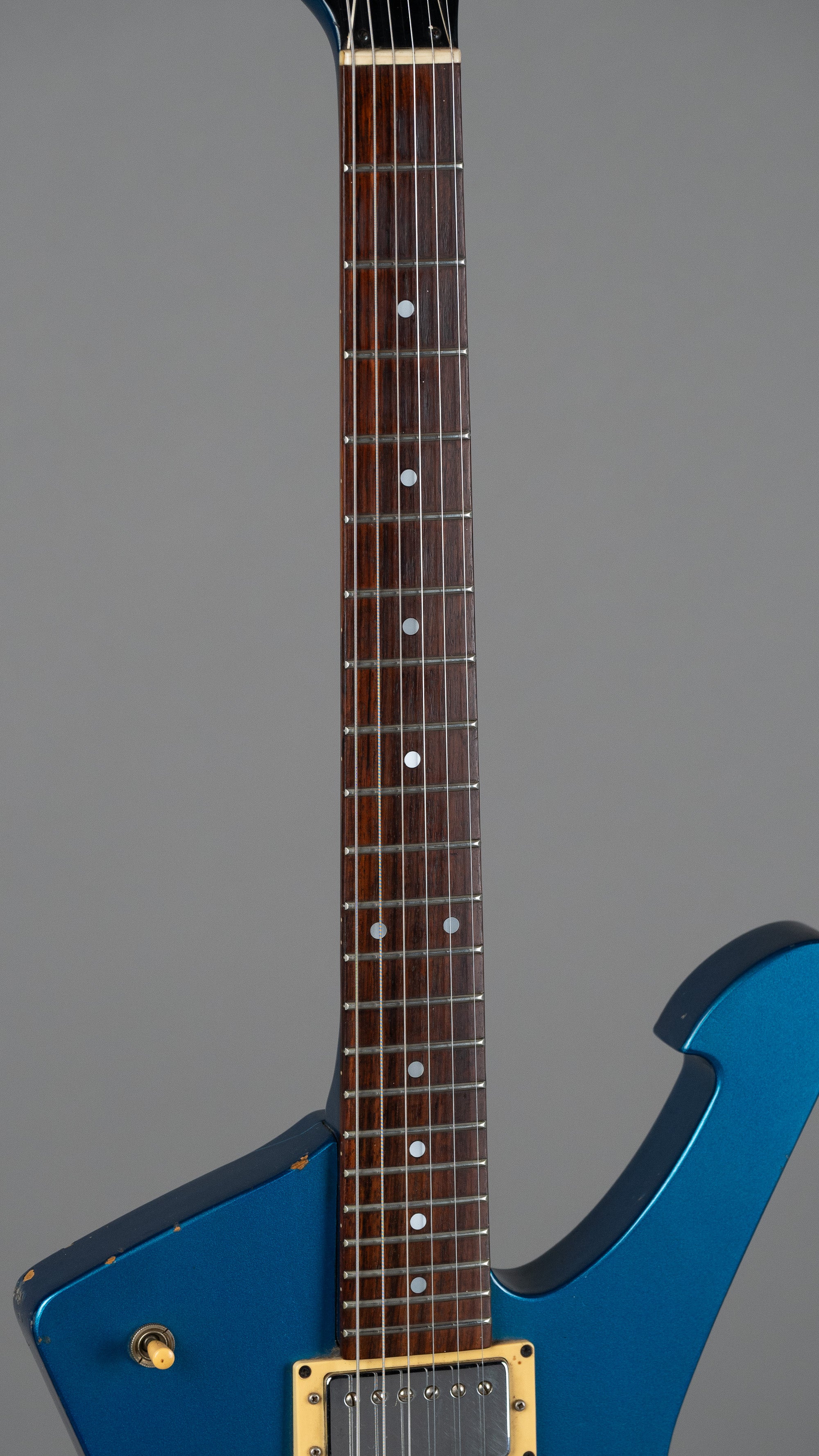 1982 Ibanez Iceman II (Japan. Regal Blue)
