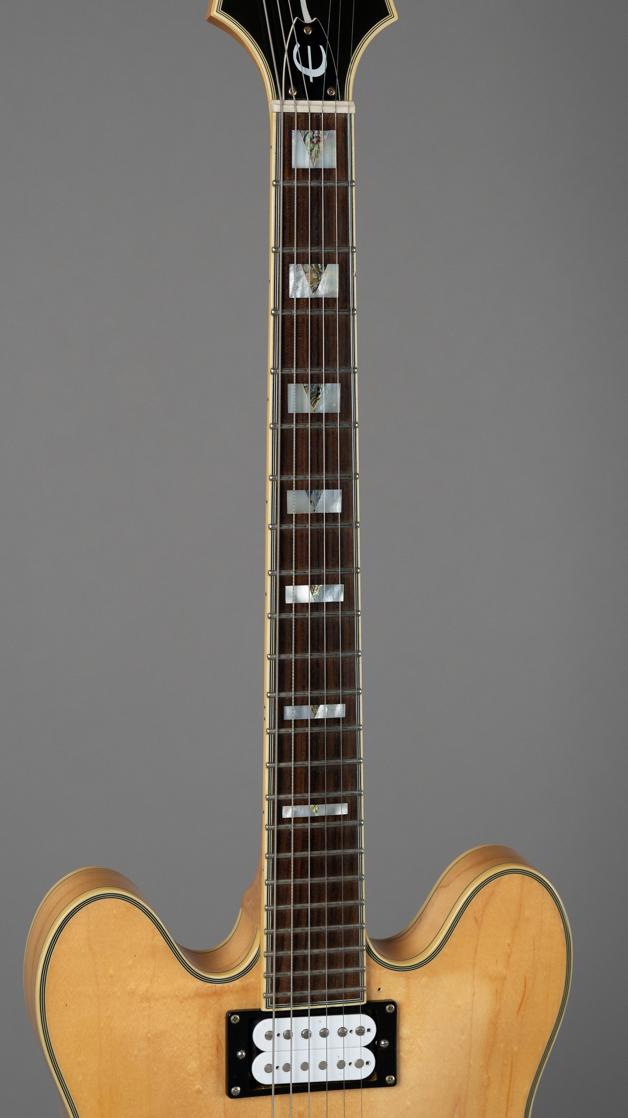 2007 Epiphone Sheraton II (Natural Gloss, Korea, Seymour Duncan Pickups, Hiscox Case)