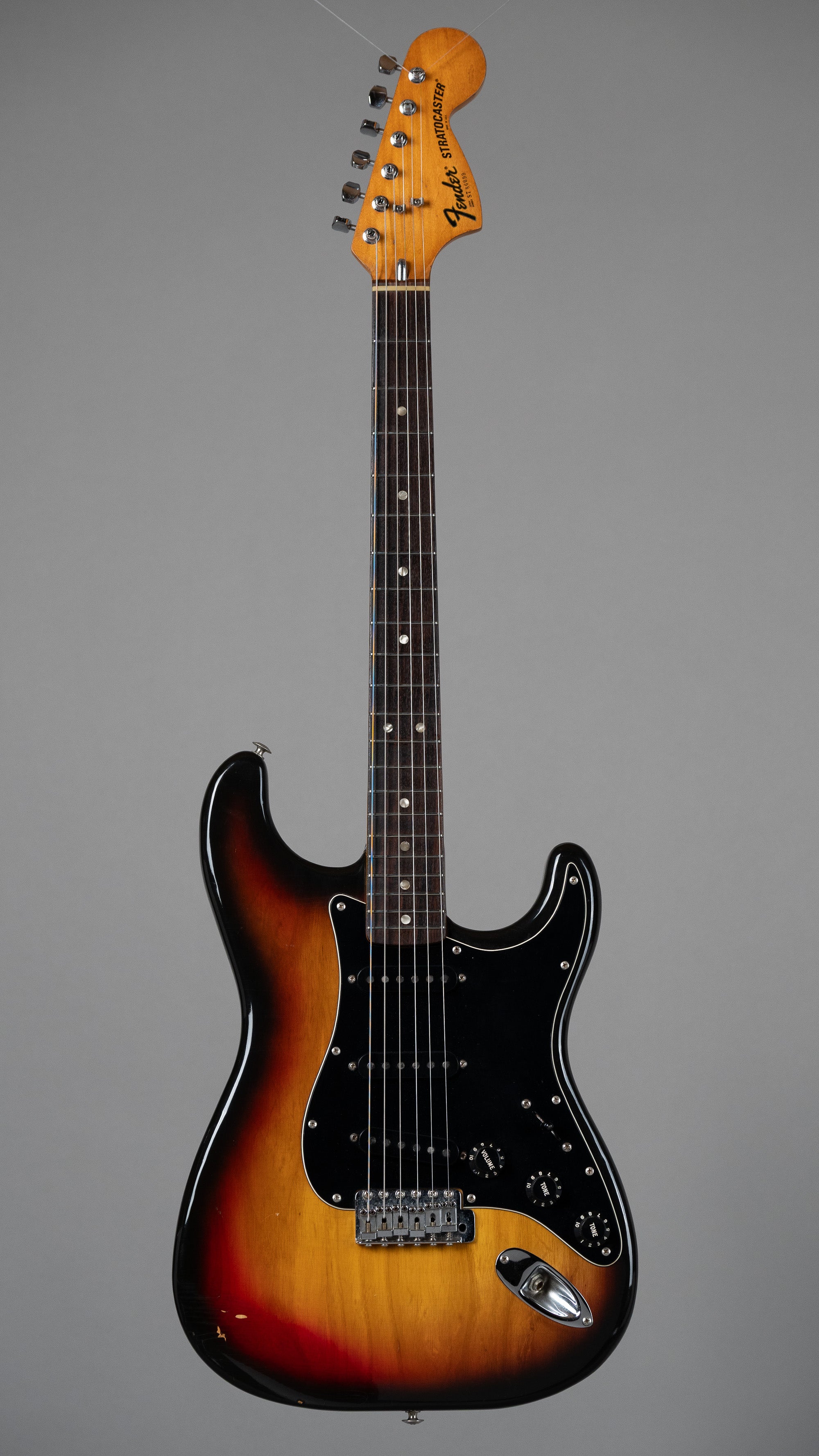 1977 Fender Stratocaster (USA, Sunburst, OHSC)