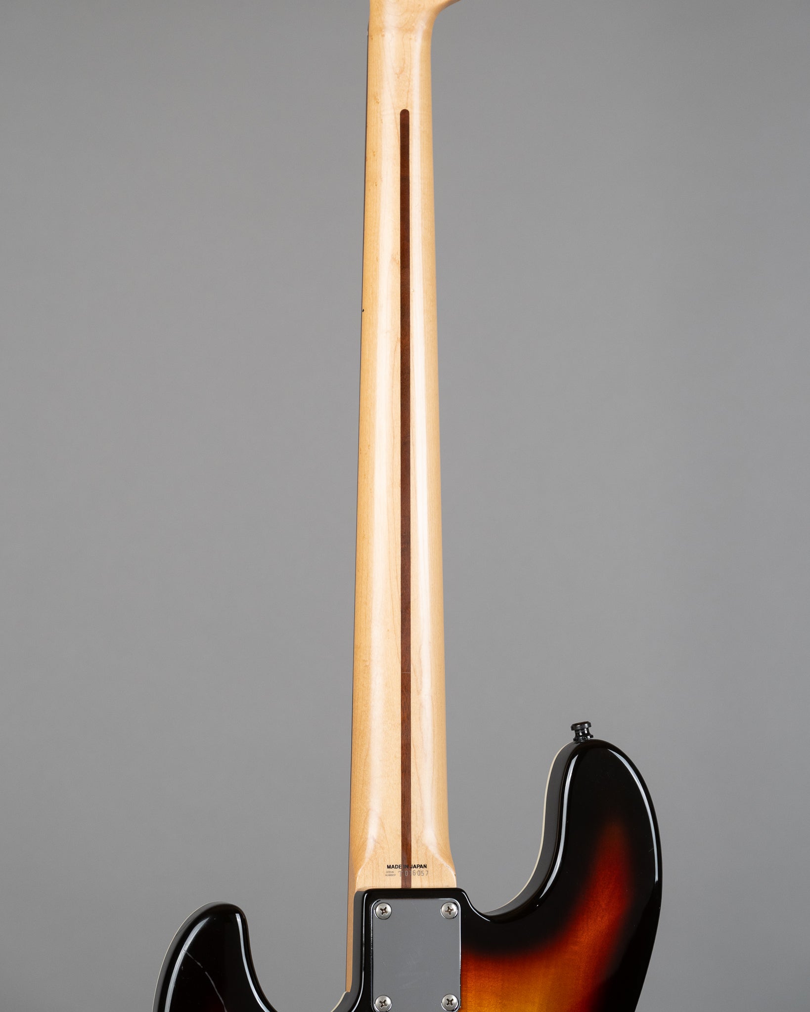 c2007 Fender Aerodyne Jazz Bass (Japan, Sunburst)
