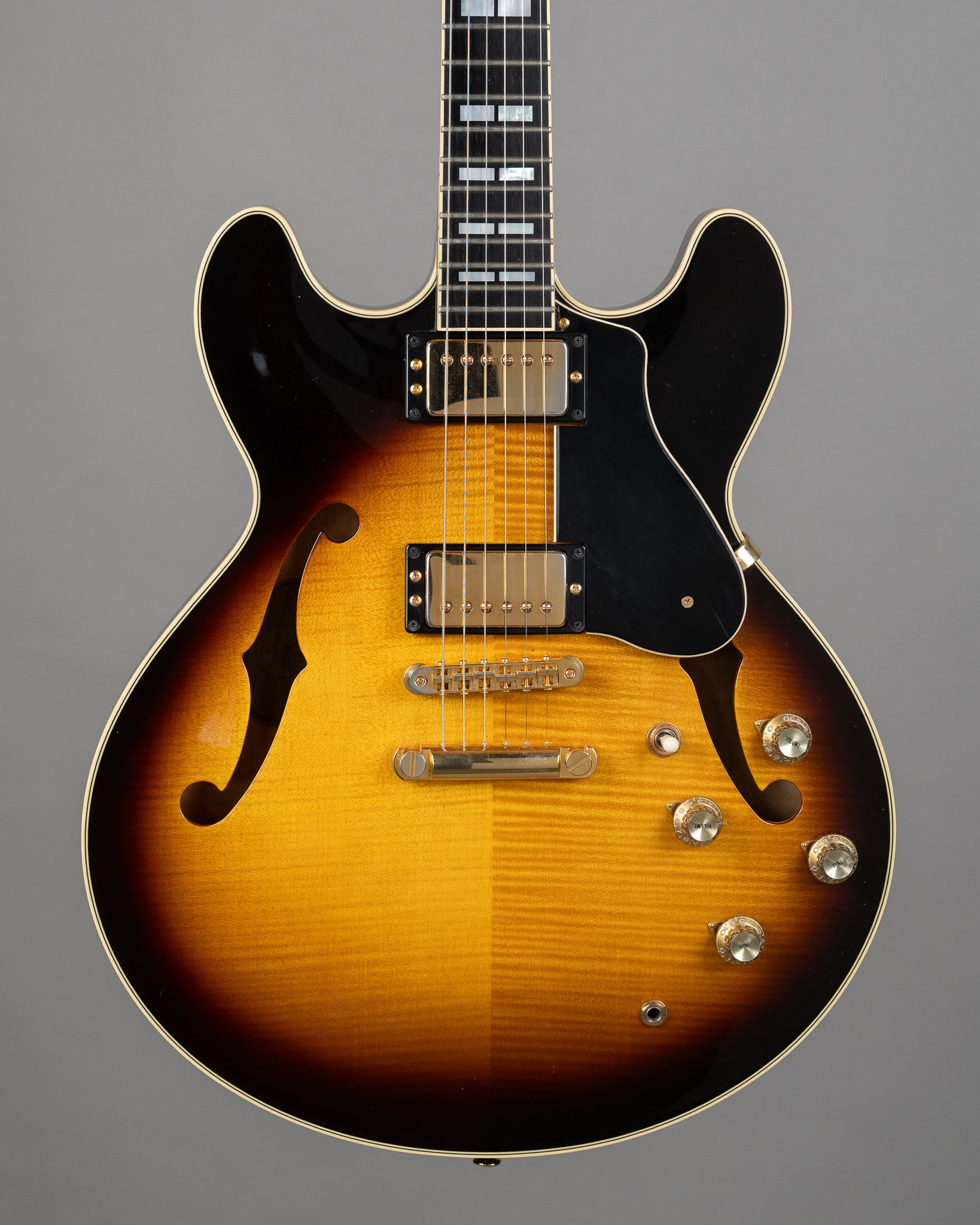 2018 Yamaha SA2200 (Japan, Violin Sunburst, OHSC)