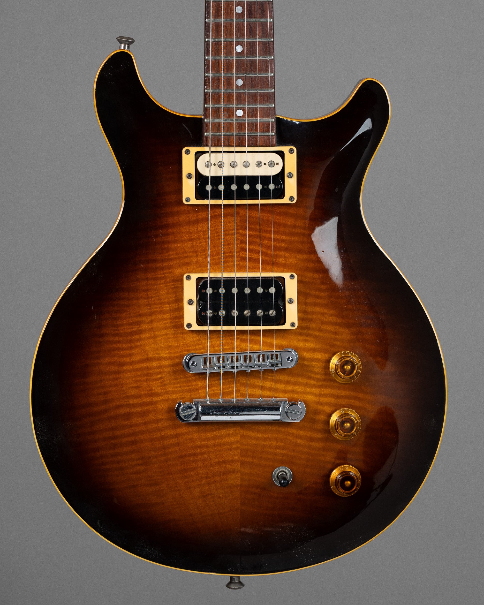 1996 Hamer Studio (USA, Sunburst, OHSC)