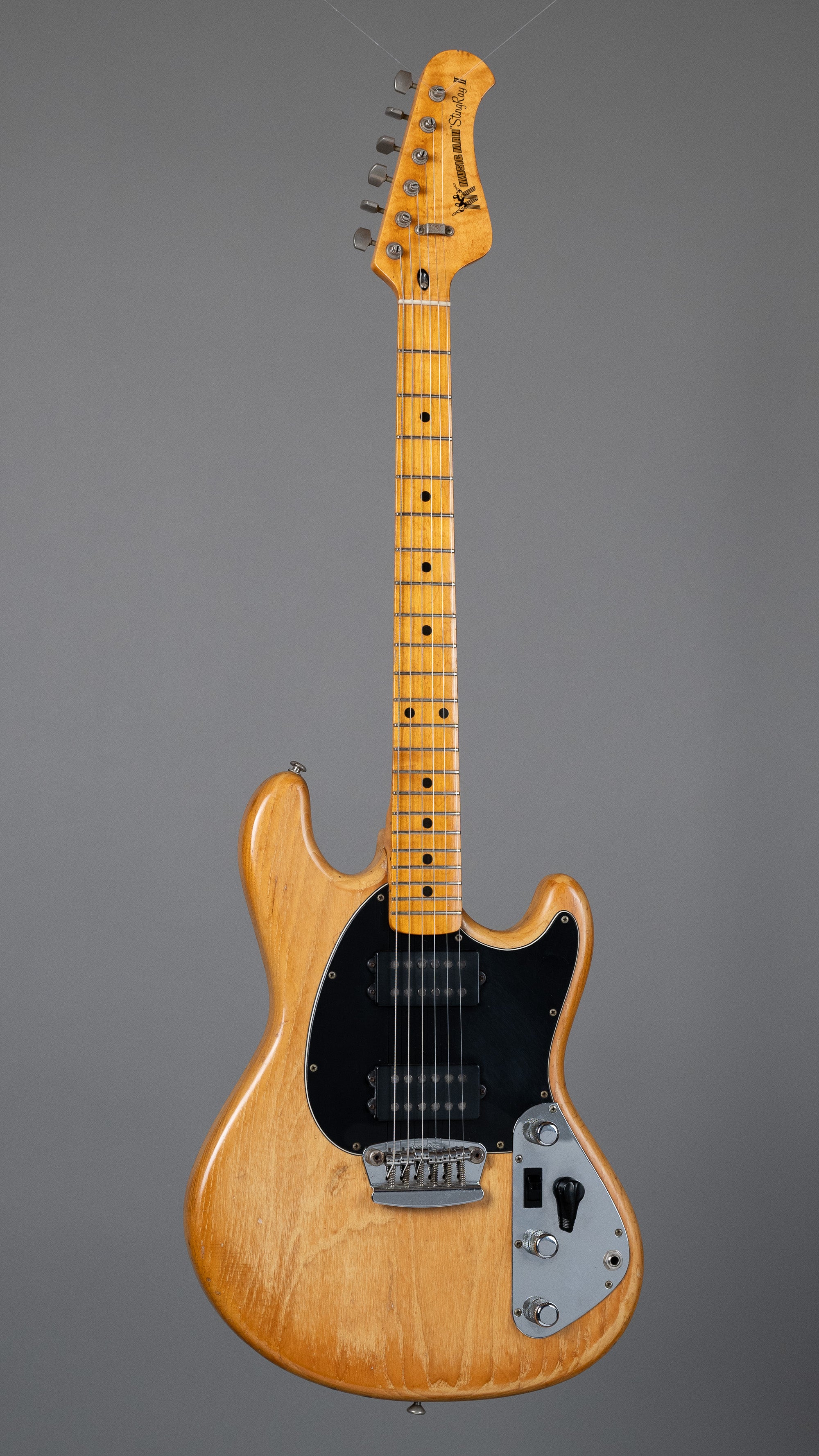 1980 Music Man Stingray II (USA, Natural, HSC)