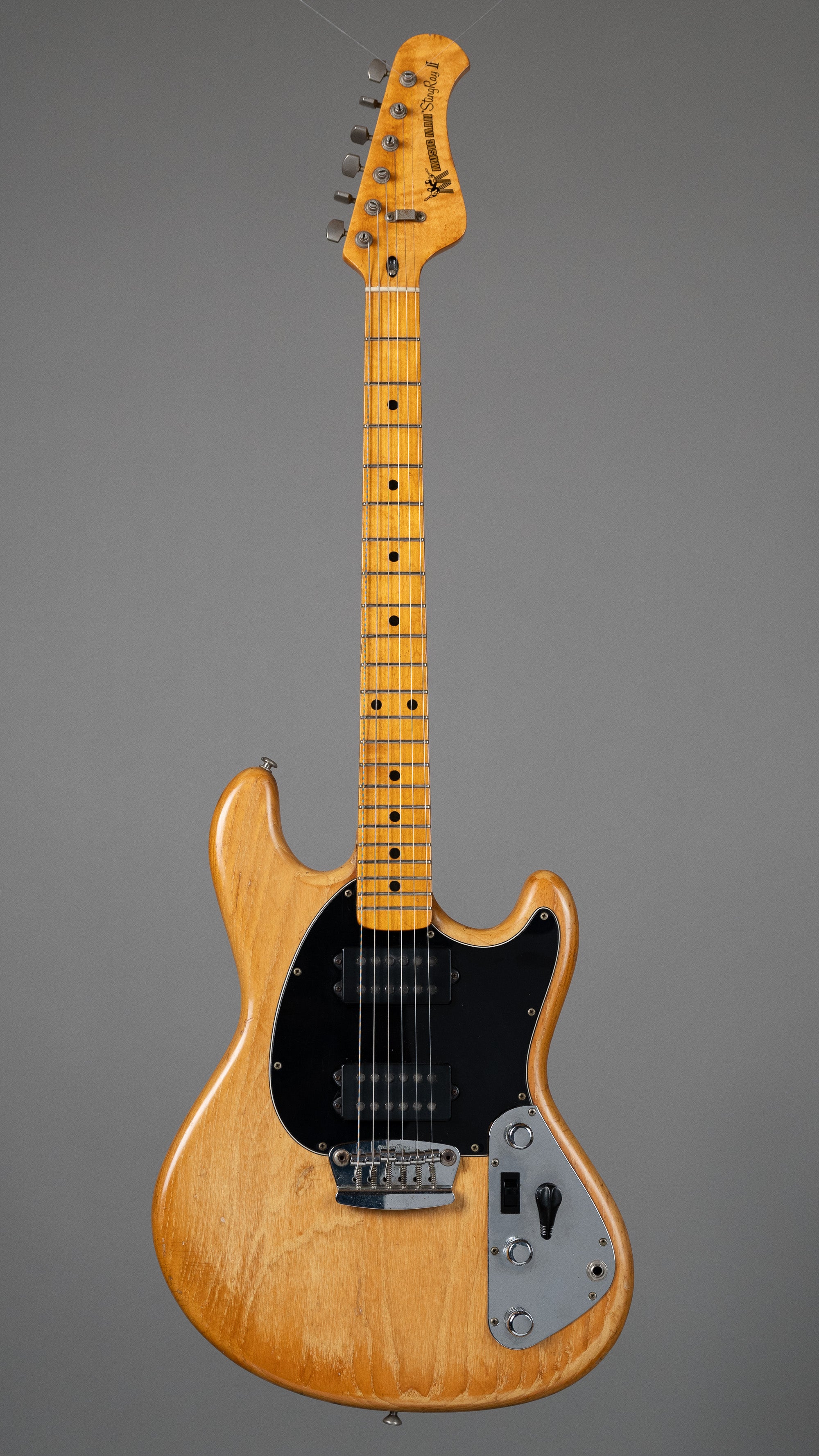 1980 Music Man Stingray II (USA, Natural, HSC)
