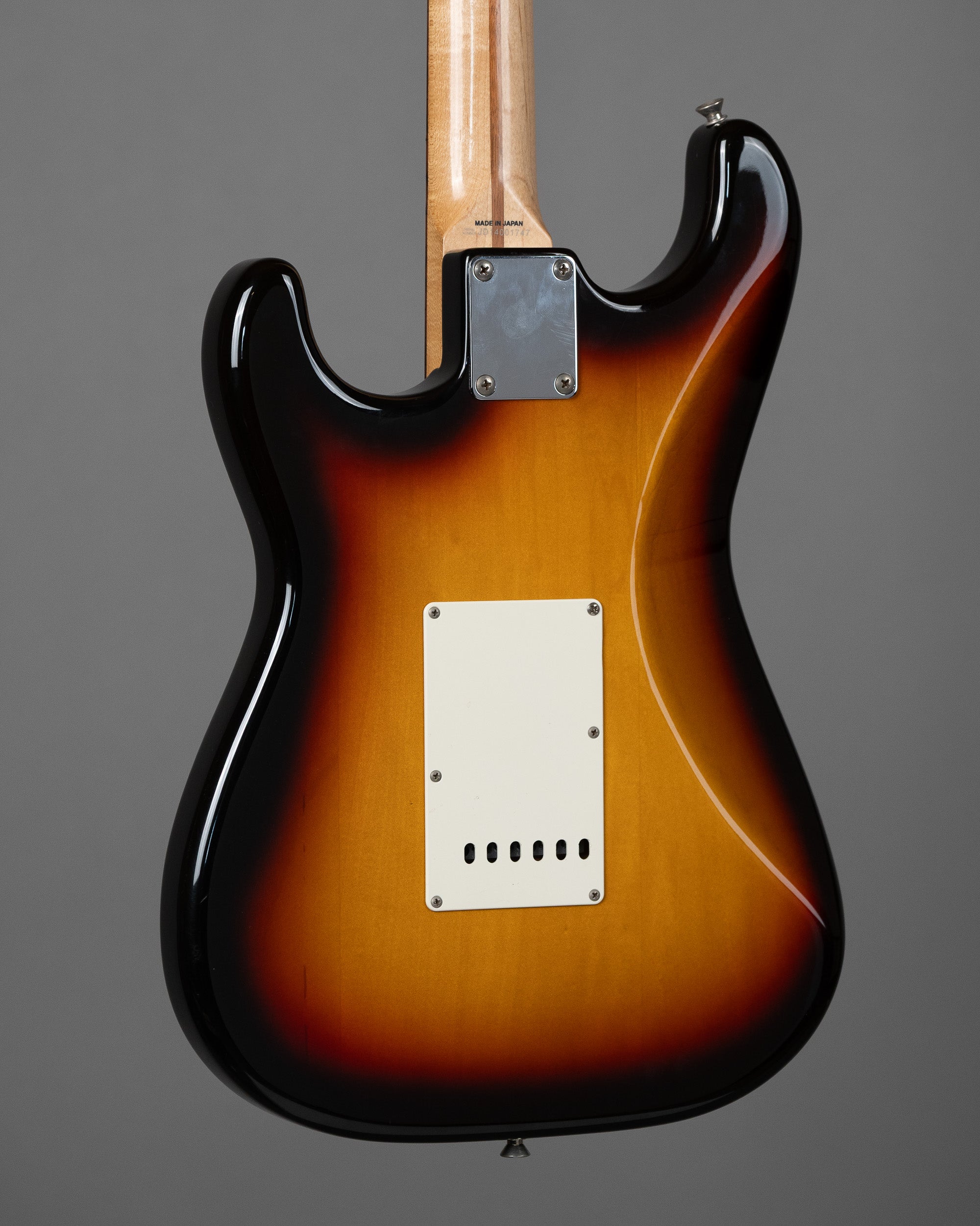 2014 Fender Standard Series Stratocaster (Japan, Sunburst)