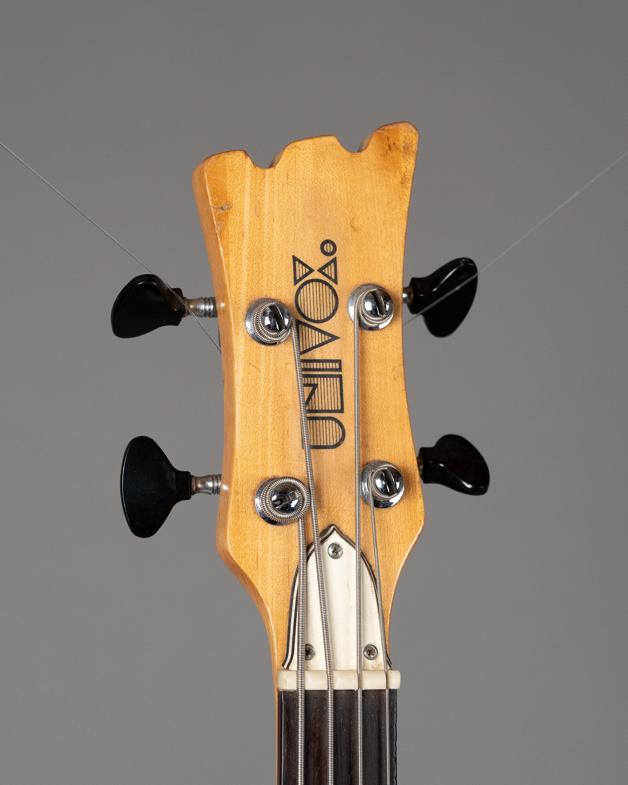 c1972 Univox Hi-Flier Bass (Japan, Sunburst)