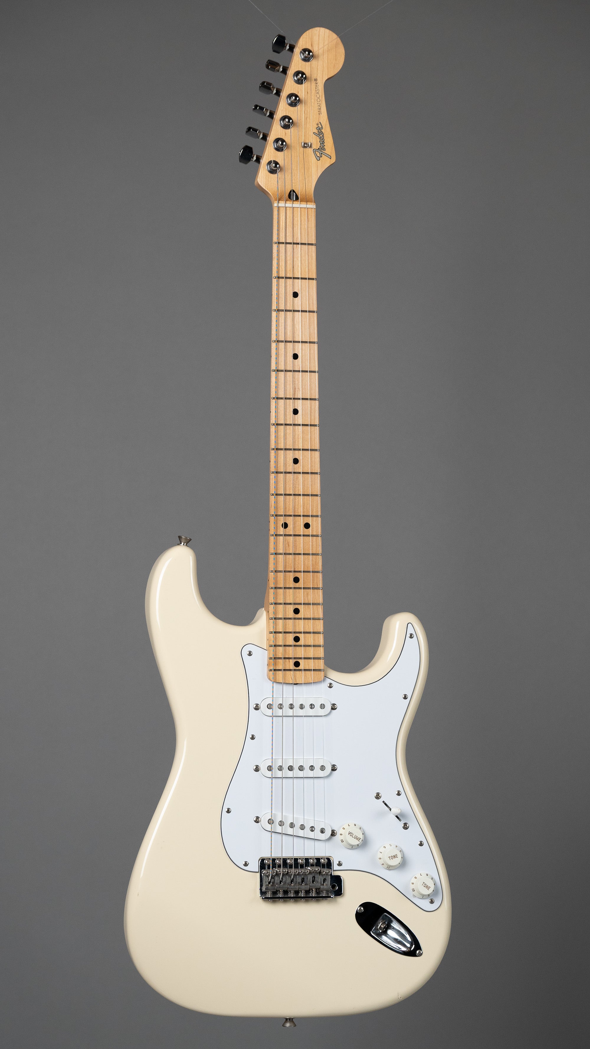 2010 Fender Stratocaster Standard (Japan, Olympic White, Gig Bag)
