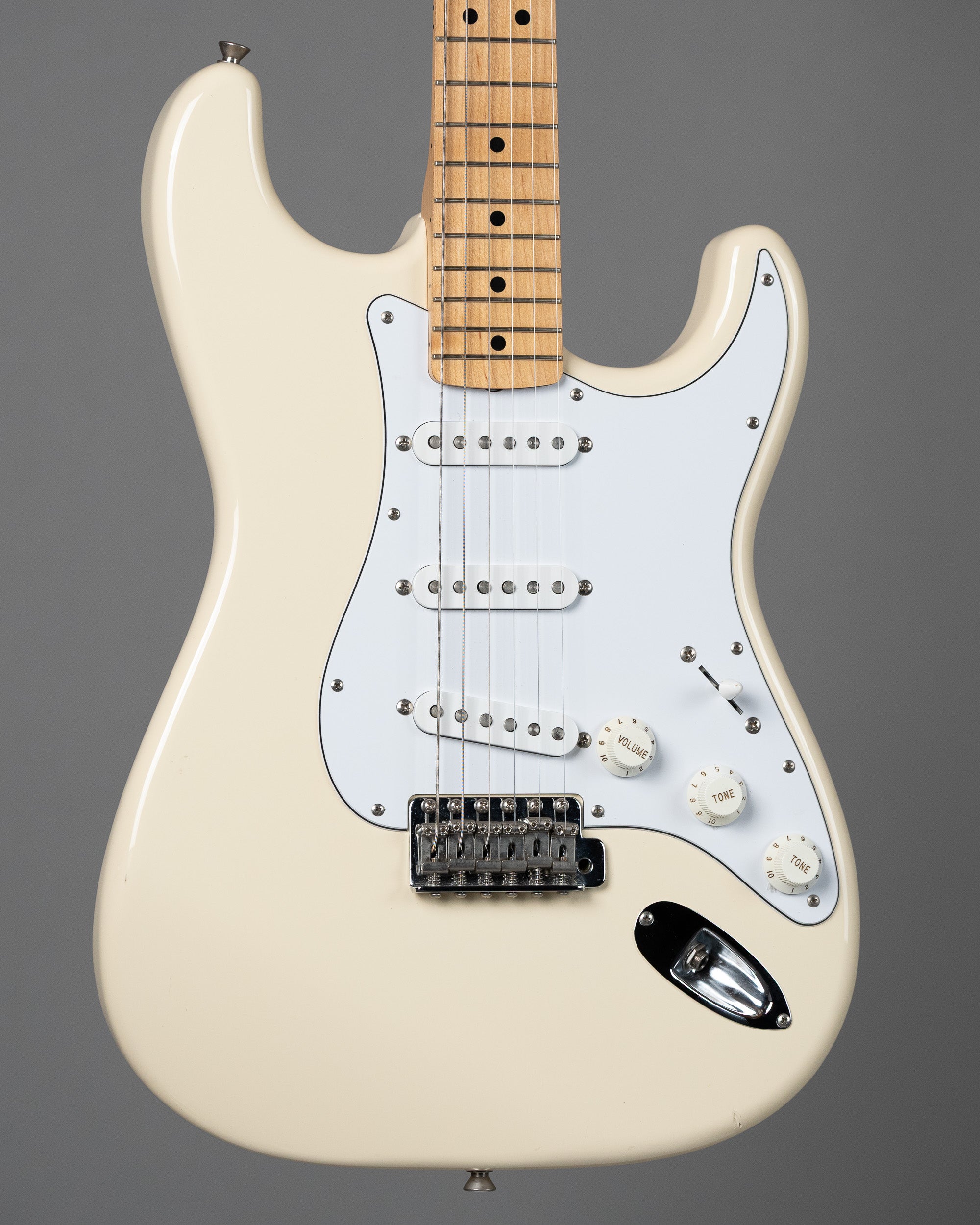 2010 Fender Stratocaster Standard (Japan, Olympic White, Gig Bag)