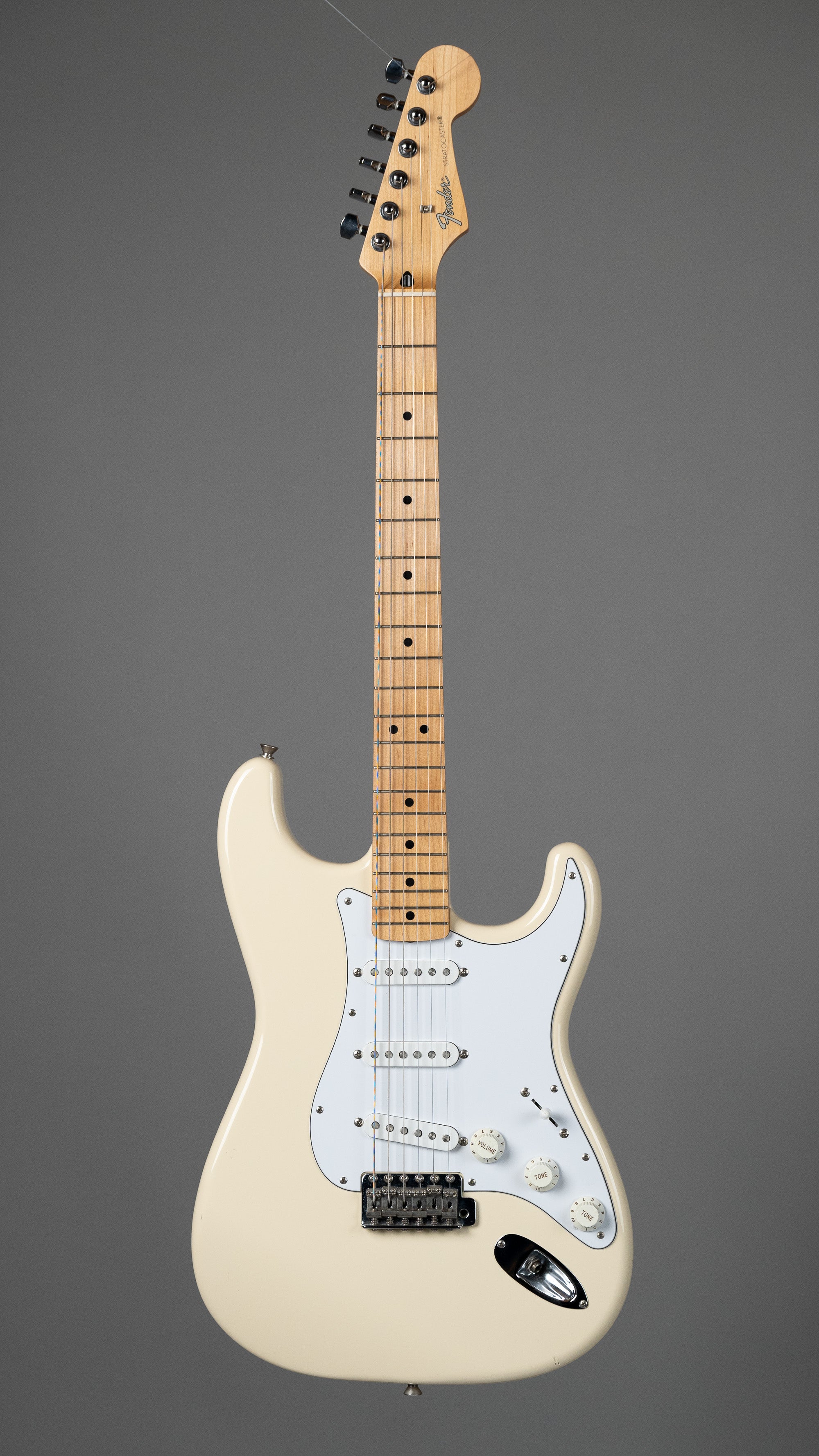 2010 Fender Stratocaster Standard (Japan, Olympic White, Gig Bag)