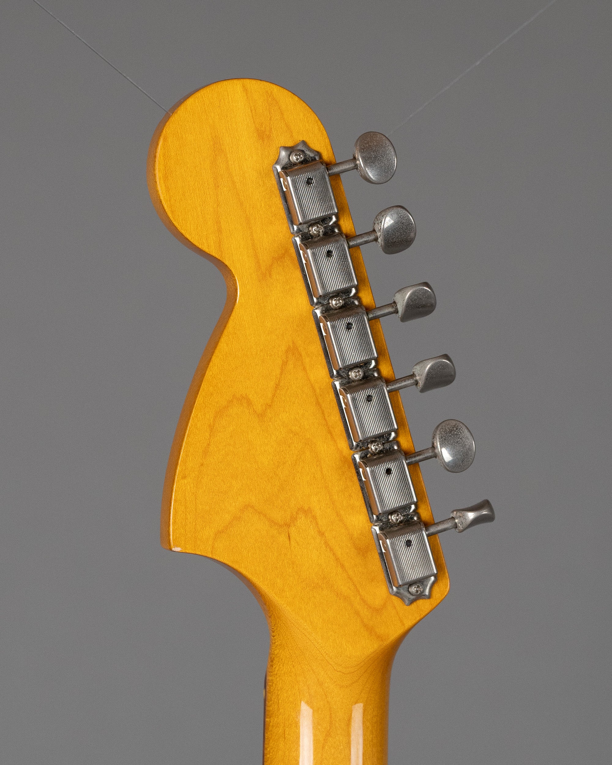 2010 Fender Mustang (Japan, Candy Apple Red)