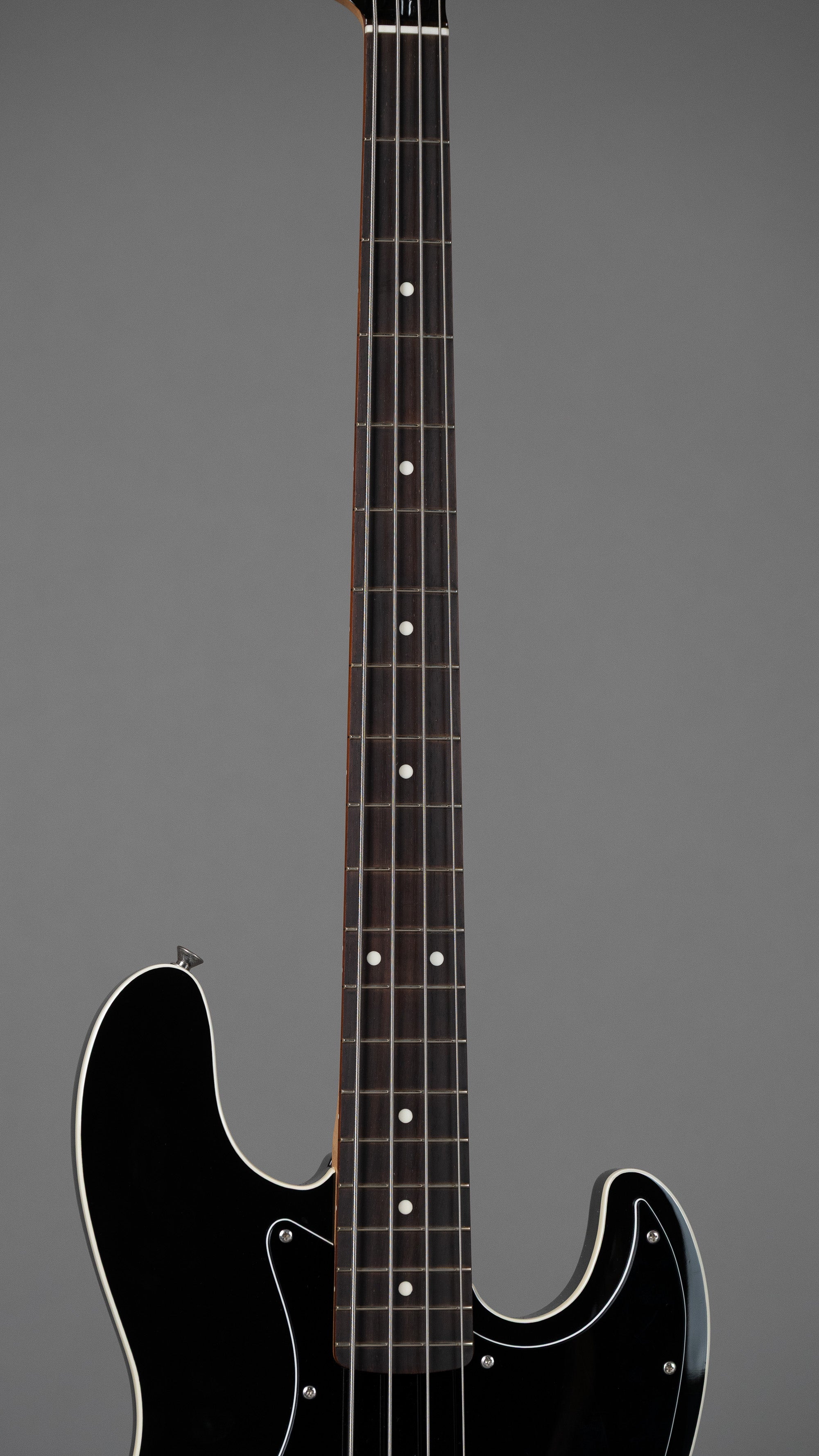 2015 Fender Aerodyne Bass (Japan, Black)